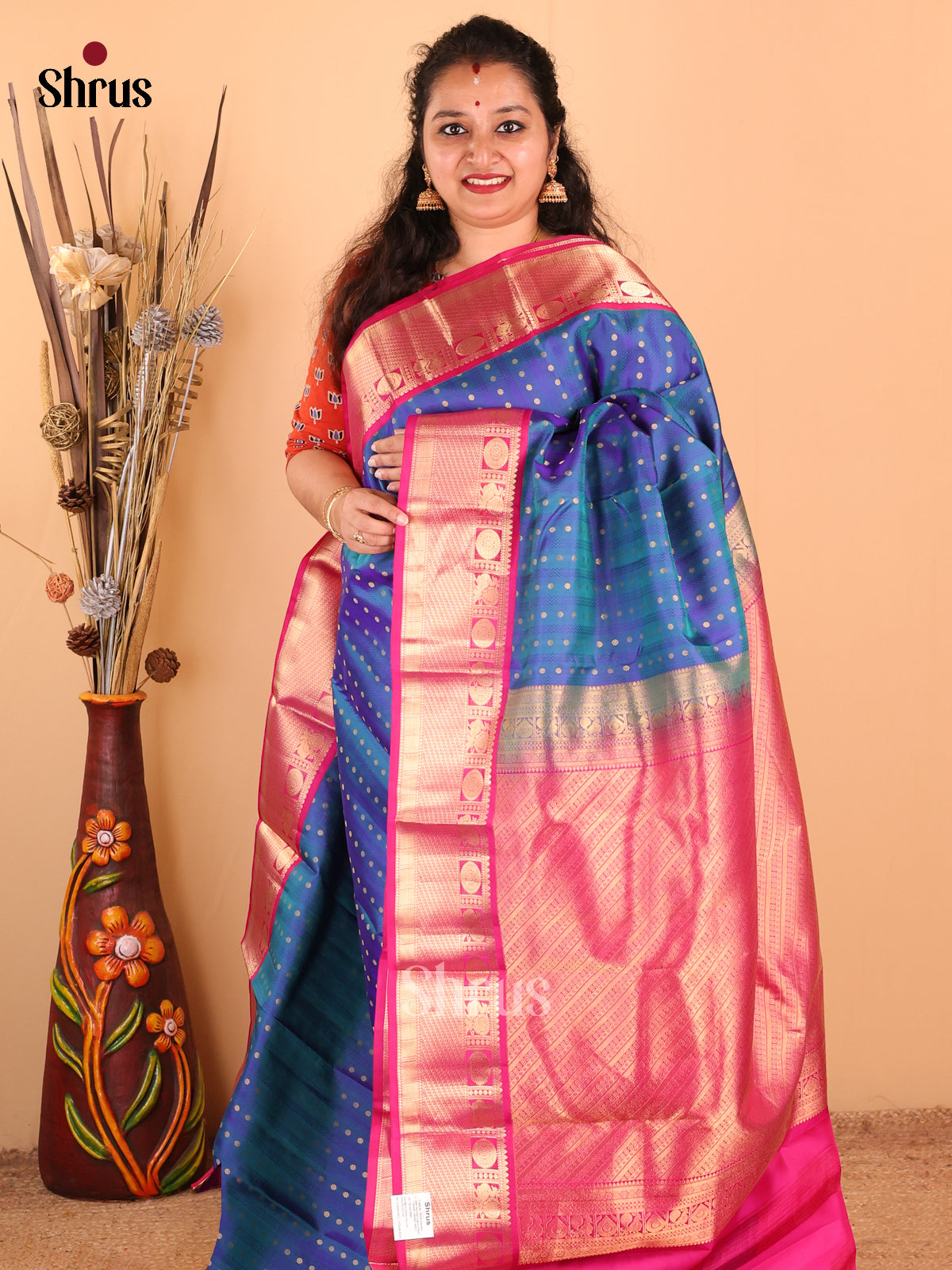 Vibrant Peacock Blue Kanchipuram silk Saree zari woven buttas , brocade pallu - Shop on Shrus.com