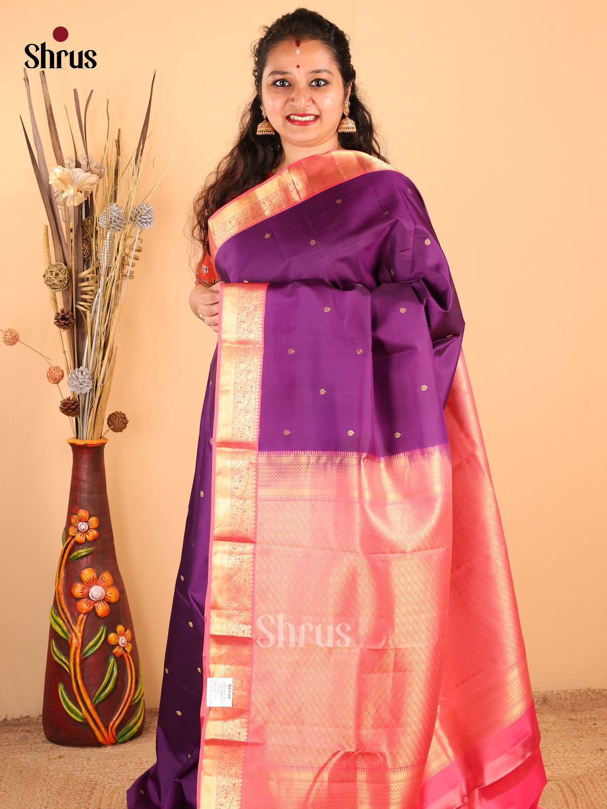 Classy Violet & Pink Kanchipuram silk Saree with elephant in floral vines border - Shop on Shrus.com