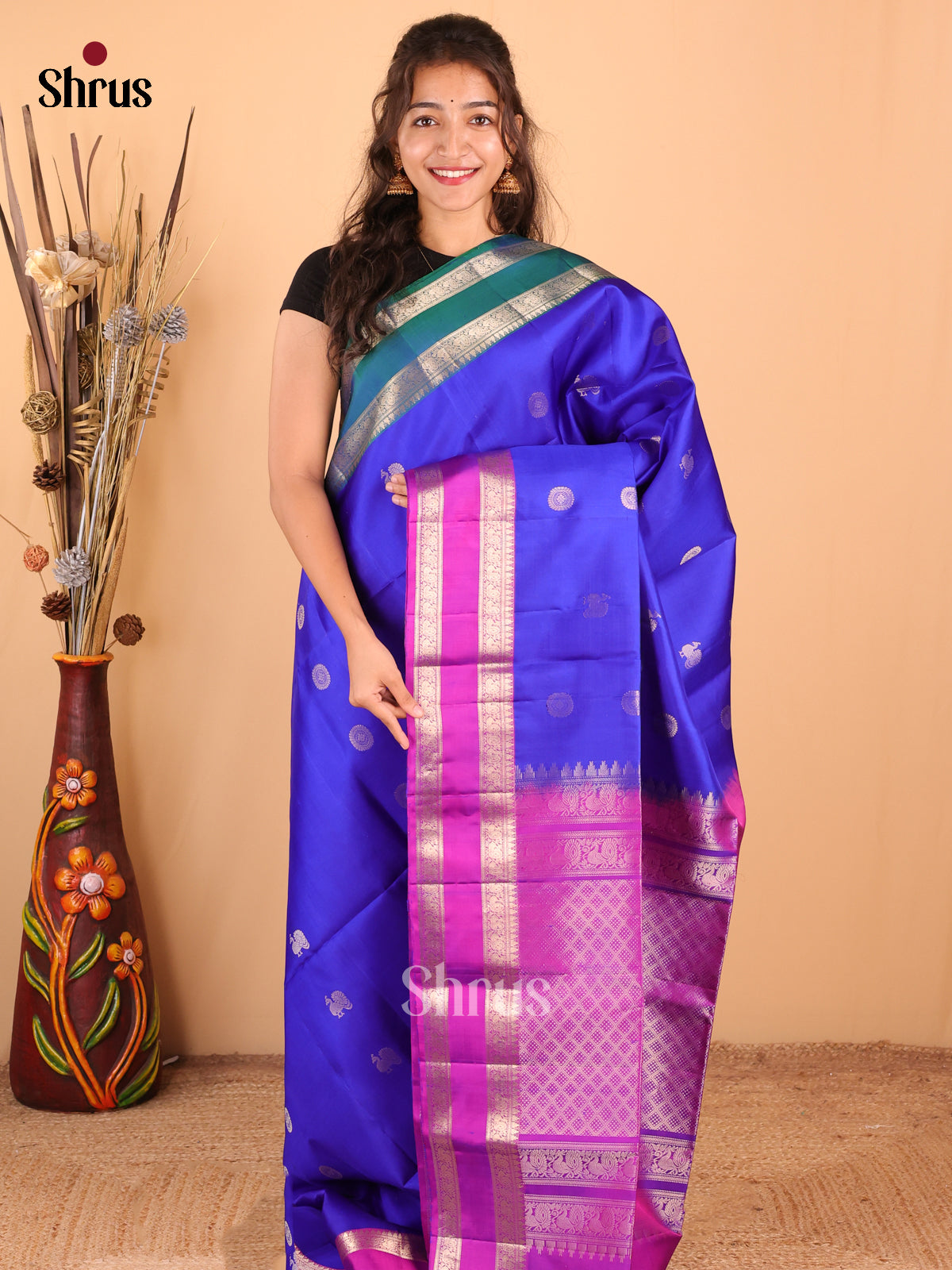 Blue with Majenta - DDS18011 - Soft Silk Saree - Shop on Shrus.com