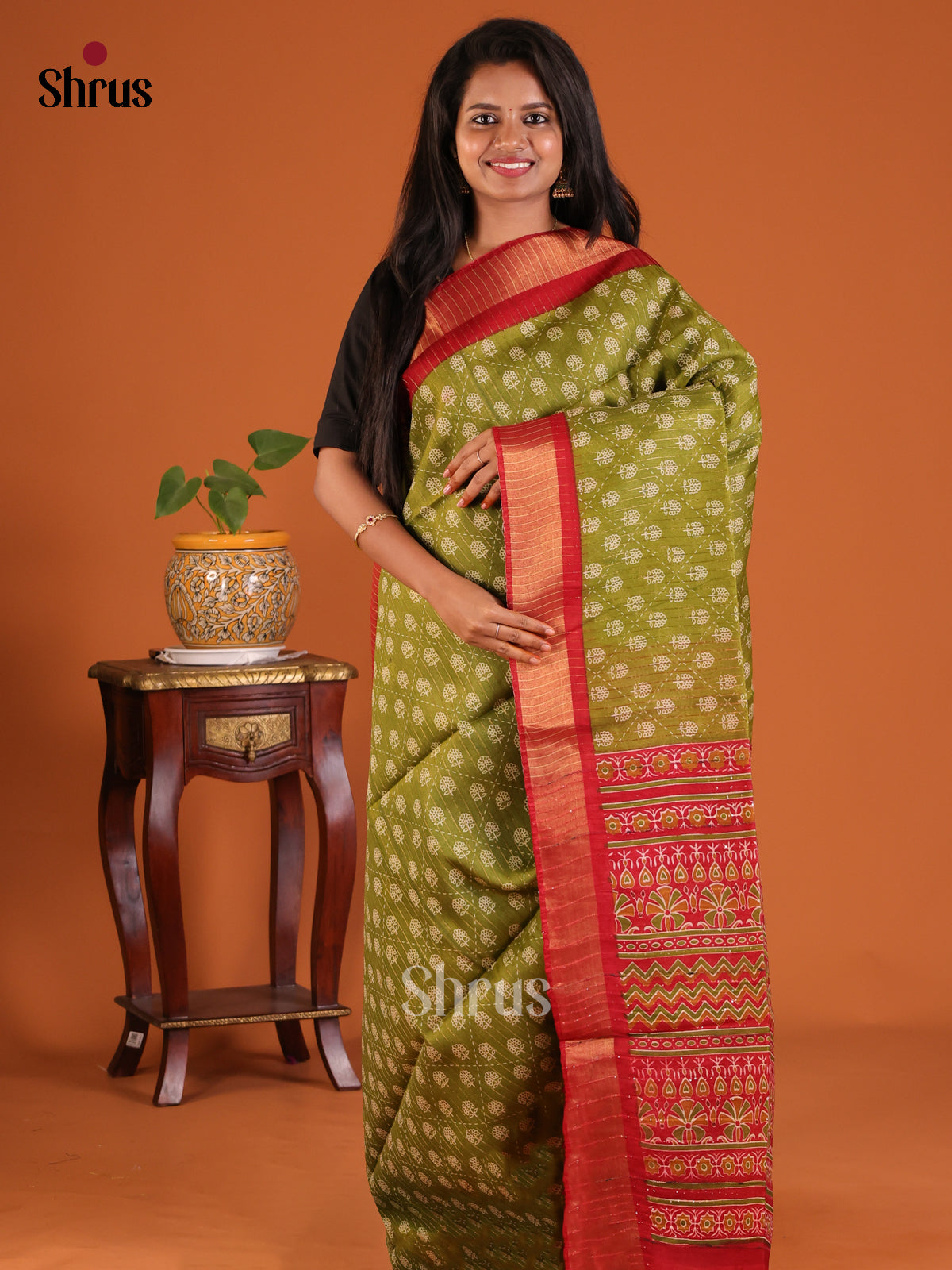 Green with Red- Printed Tussar Saree - Shop on Shrus.com