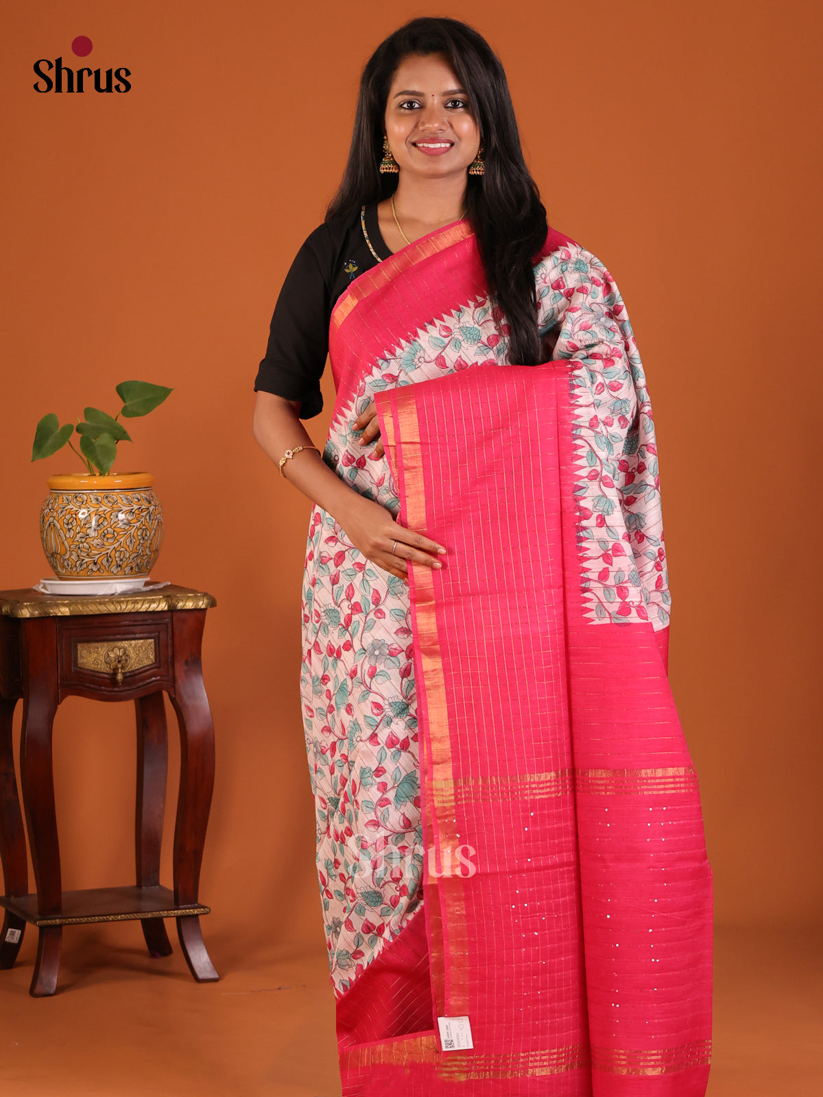 Cream with Pink - Printed Tussar Saree - Shop on Shrus.com