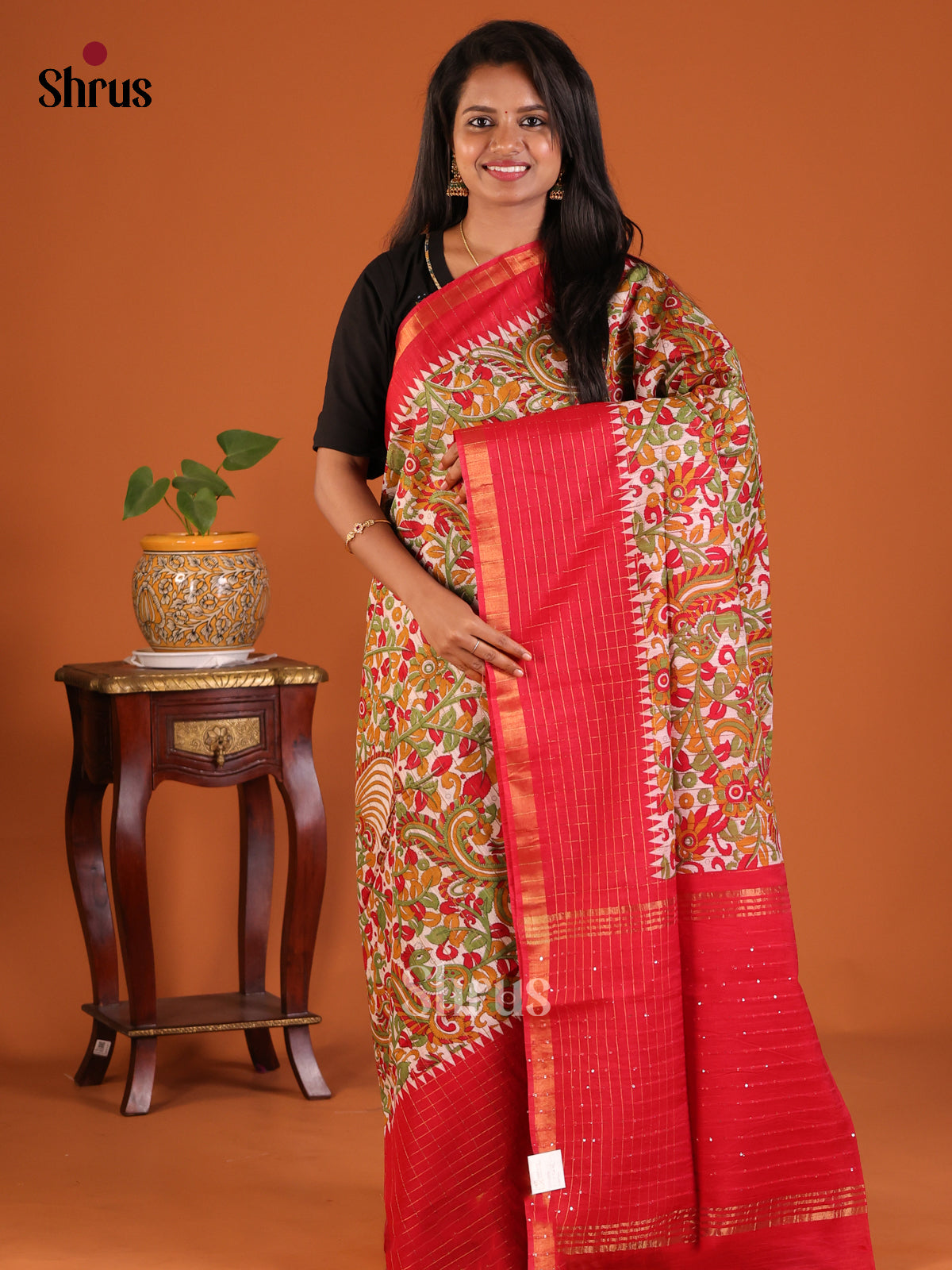 Cream with Red - Printed Tussar Saree - Shop on Shrus.com