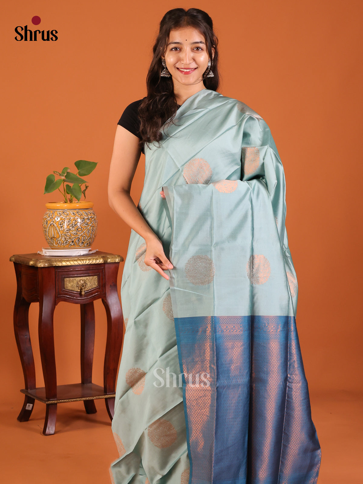 Grey with Blue - Semisoft silk Saree - Shop on Shrus.com