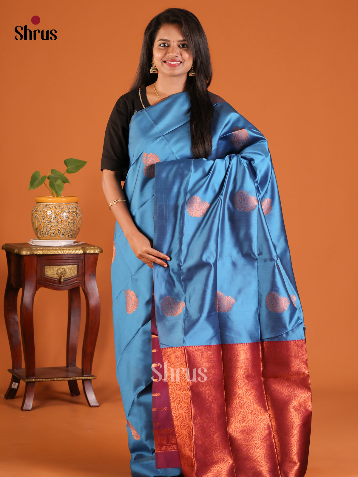 Blue with Maroon - Semisoft silk Saree - Shop on Shrus.com