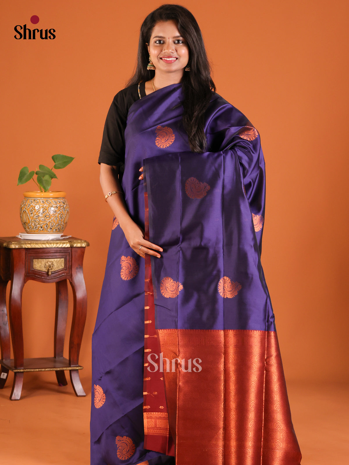 Navy Blue with Maroon - Semisoft silk Saree - Shop on Shrus.com