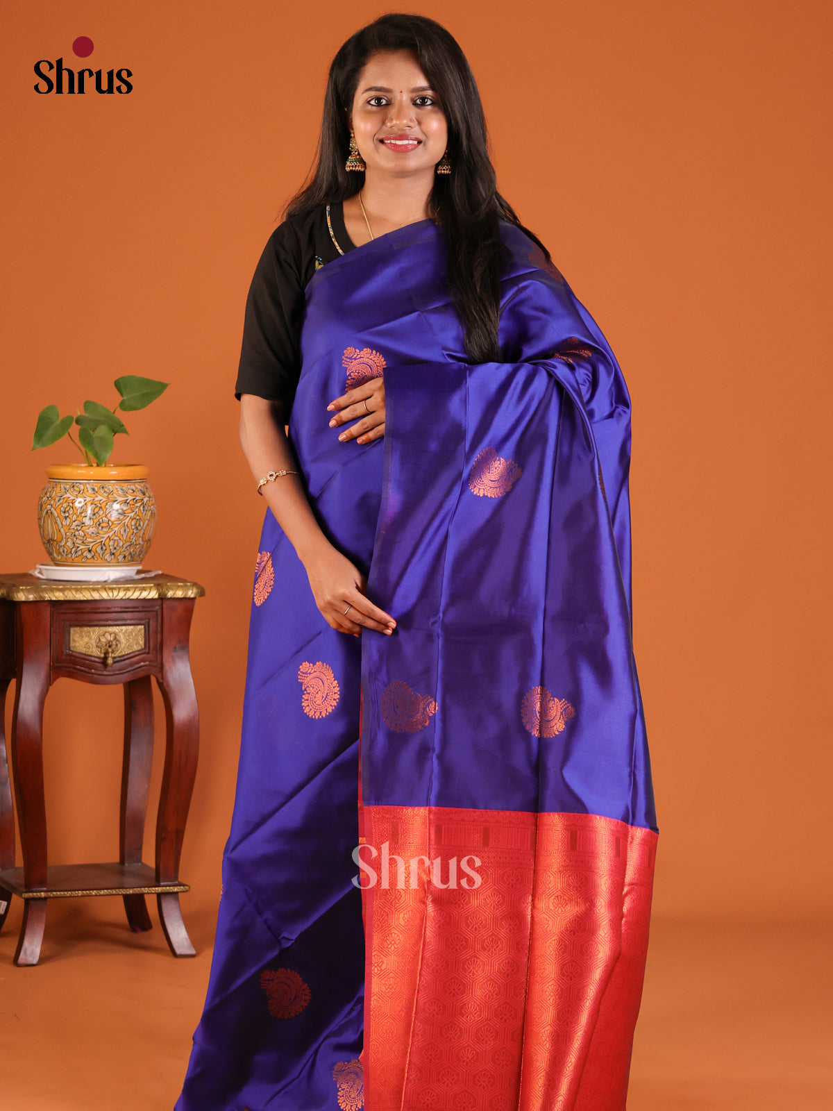 Blue with Maroon- Semisoft silk Saree - Shop on Shrus.com