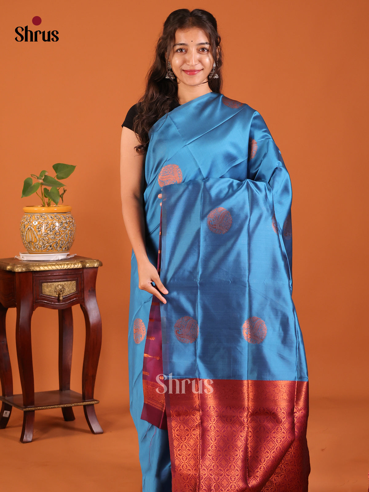 Blue with Maroon - Semisoft silk Saree - Shop on Shrus.com
