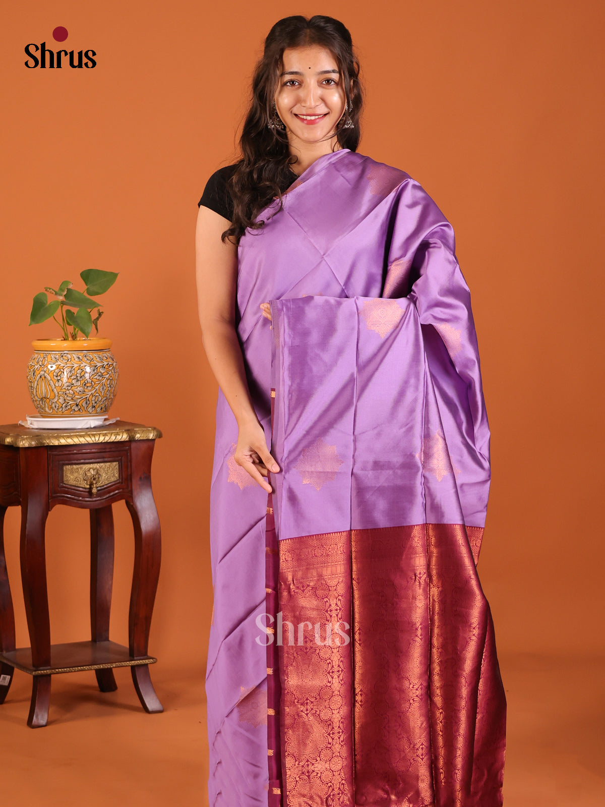 Lavender with Purple - Semisoft silk Saree - Shop on Shrus.com