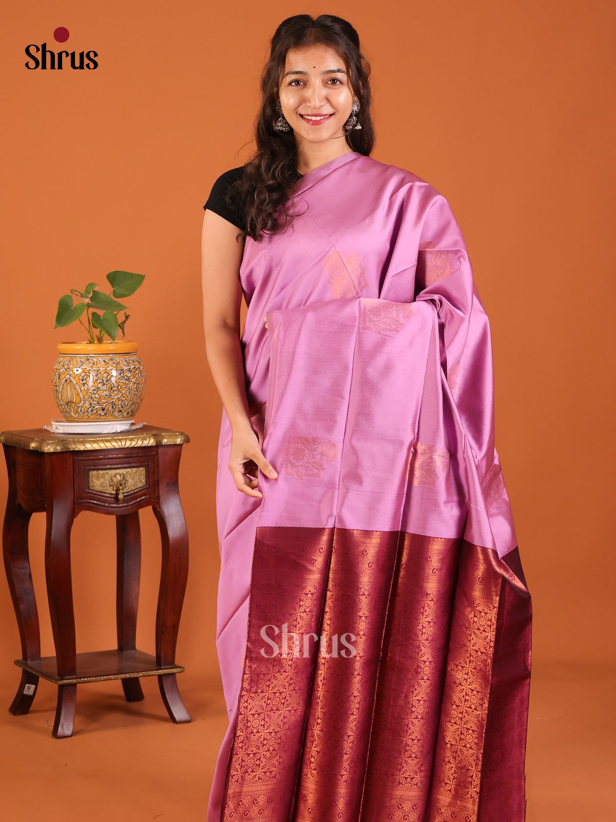 Lavender with Purple - Semisoft silk Saree - Shop on Shrus.com