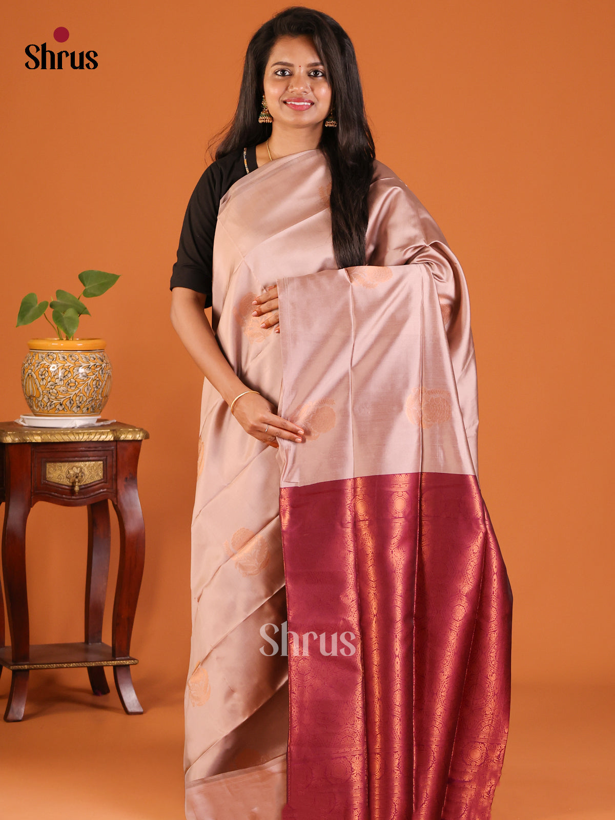 Mild Lavender with Purple - Semisoft silk Saree - Shop on Shrus.com