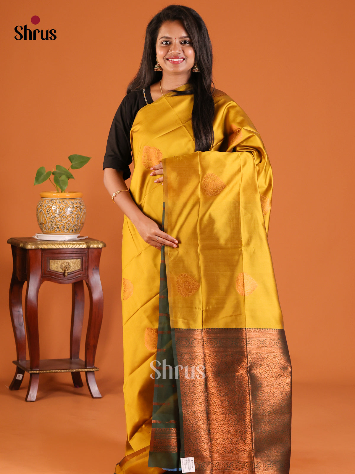 Mustardy Green with Green- Semisoft silk Saree - Shop on Shrus.com