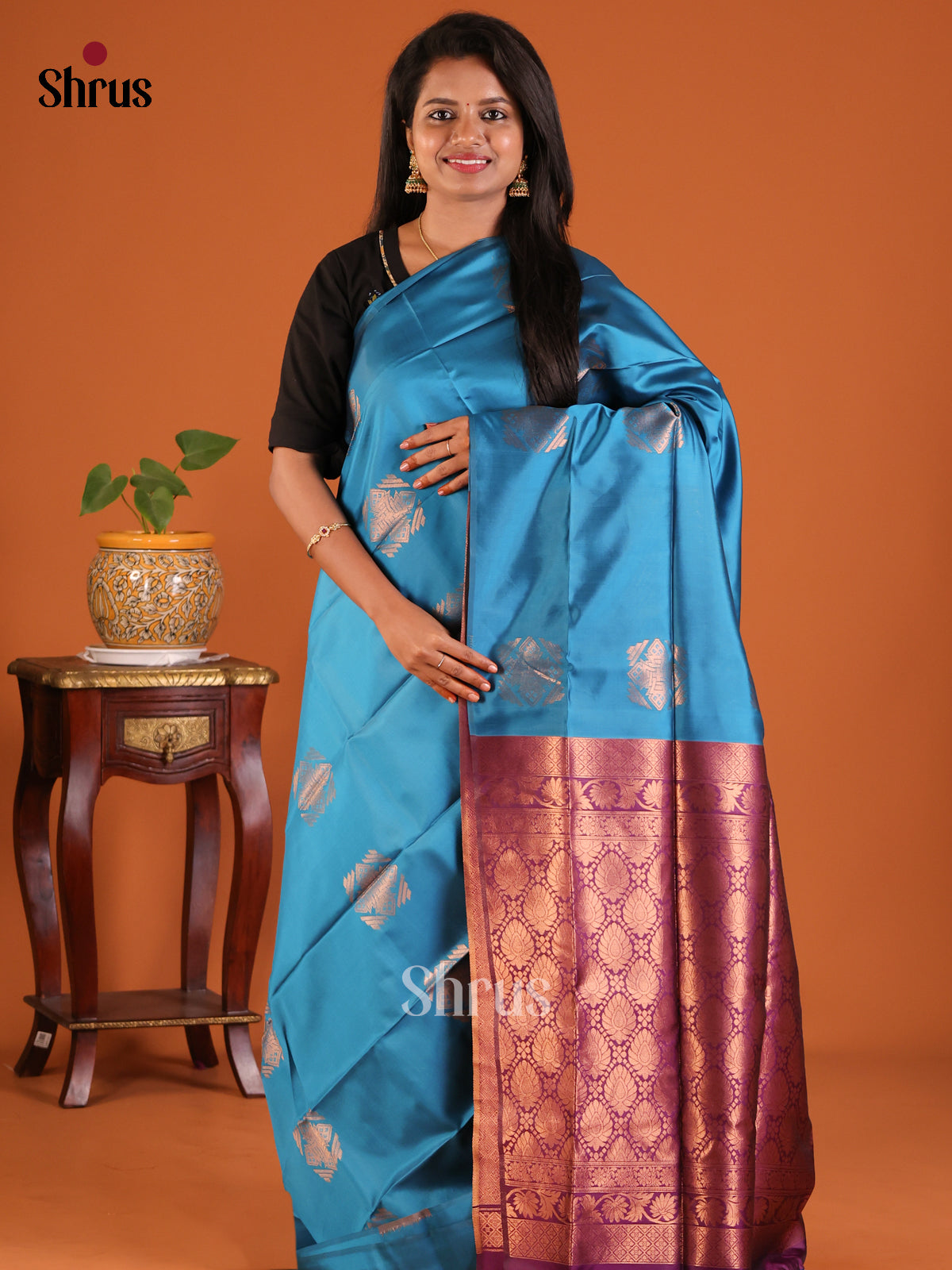 Blue with Violet- Semisoft silk Saree - Shop on Shrus.com