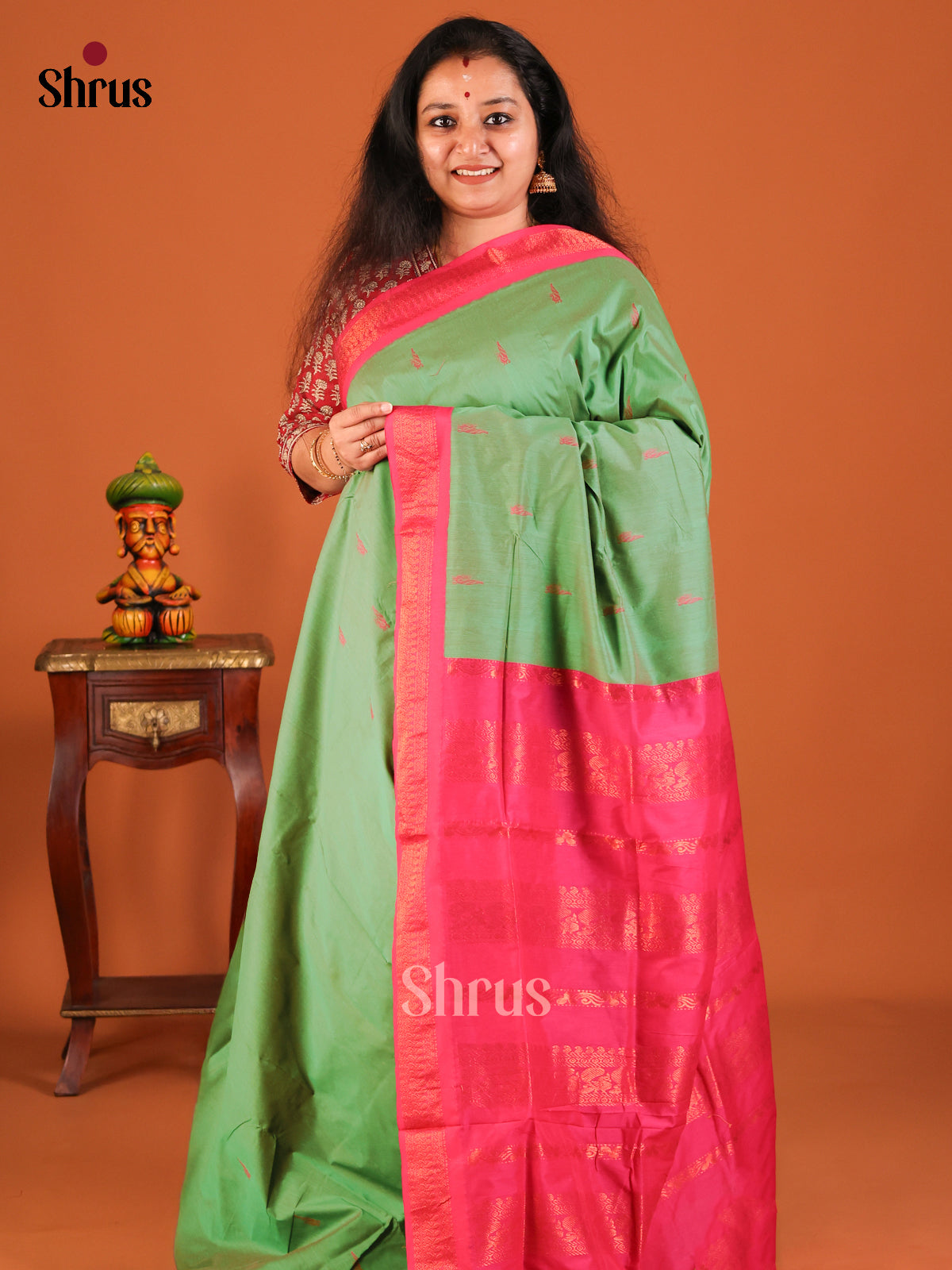 Serene Green Kalyani Cotton Saree with Pink Zari Border & Woven Zari Pallu - Shop on Shrus.com