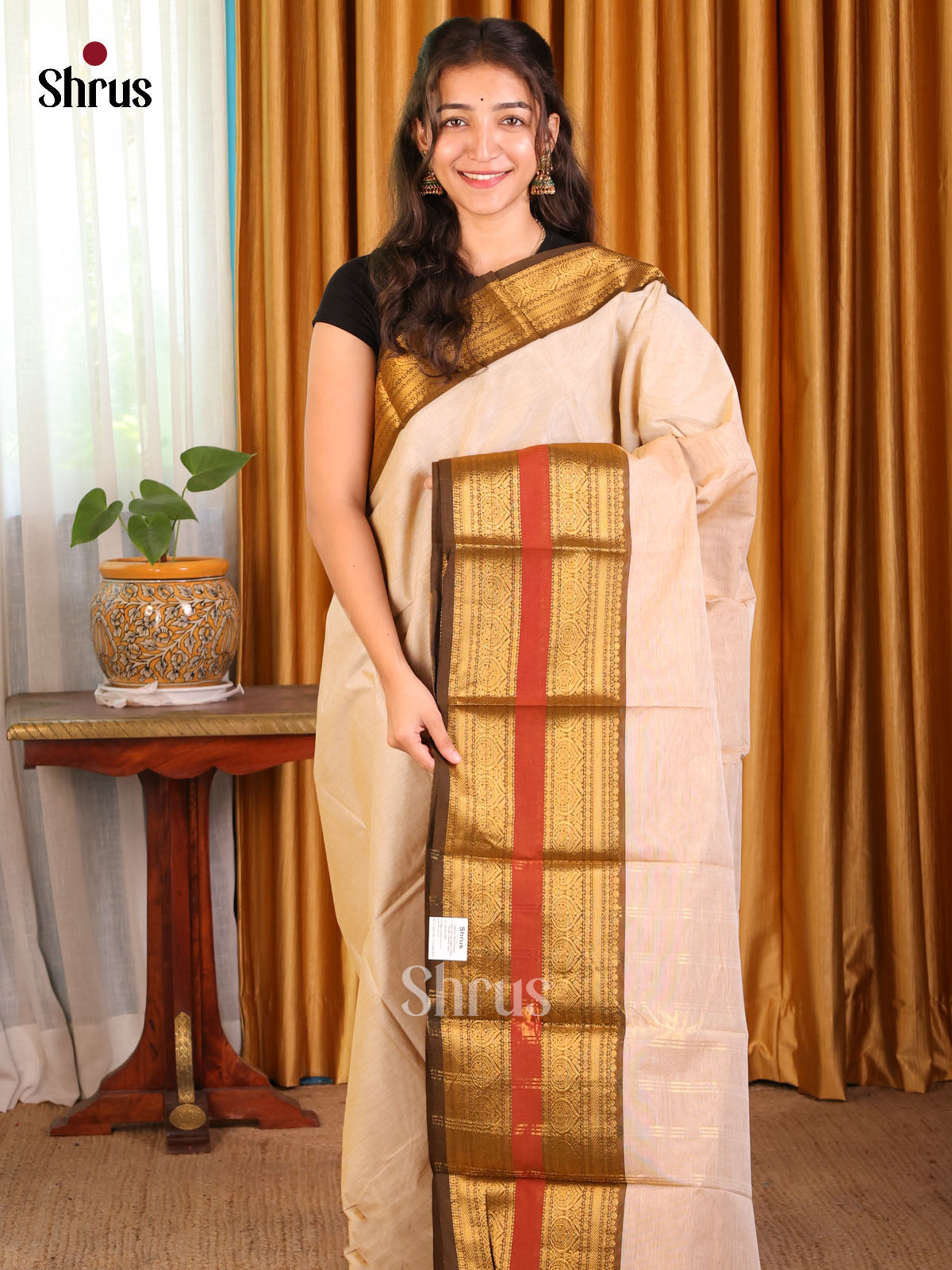 Cream Chettinad Cotton Saree with Chutney Green Zari Border - Shop on Shrus.com