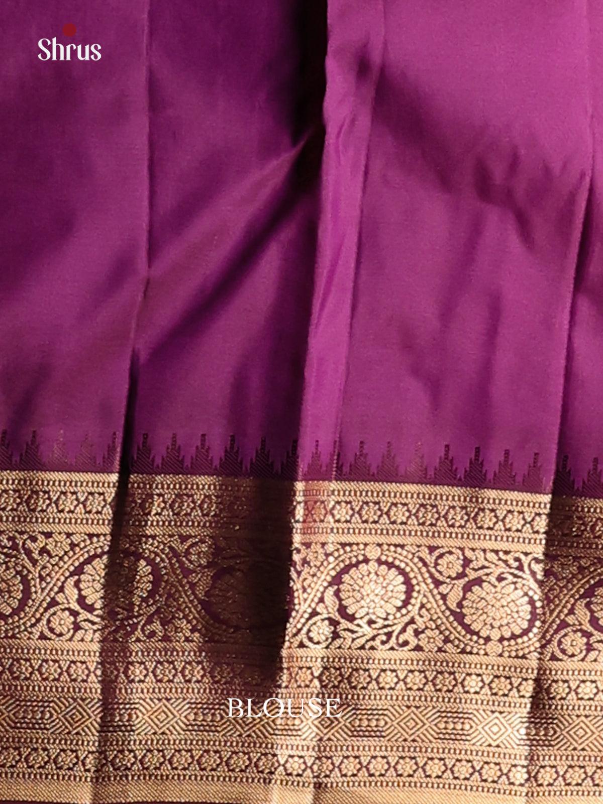 Graceful Peachish Pink Kanchipuram Silk Saree with zari buttas & floral vines Border-2