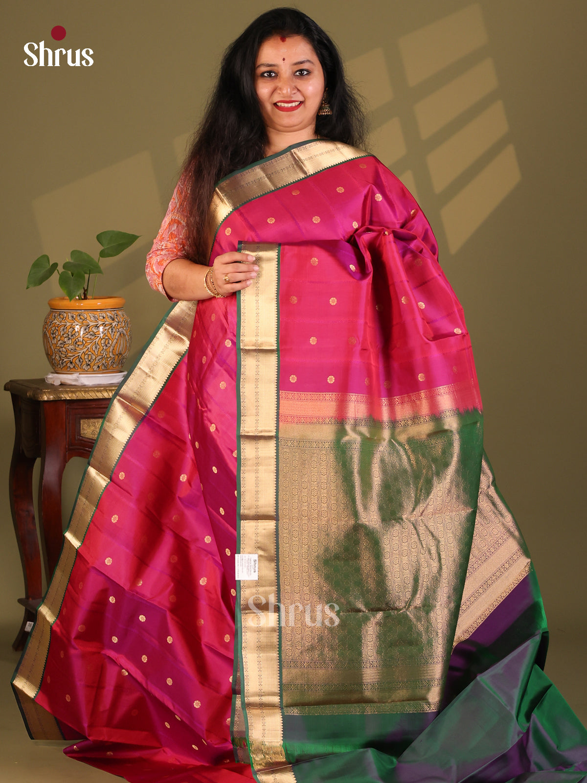 DDS28148 - Kanchipuram Silk Saree - Shop on Shrus.com