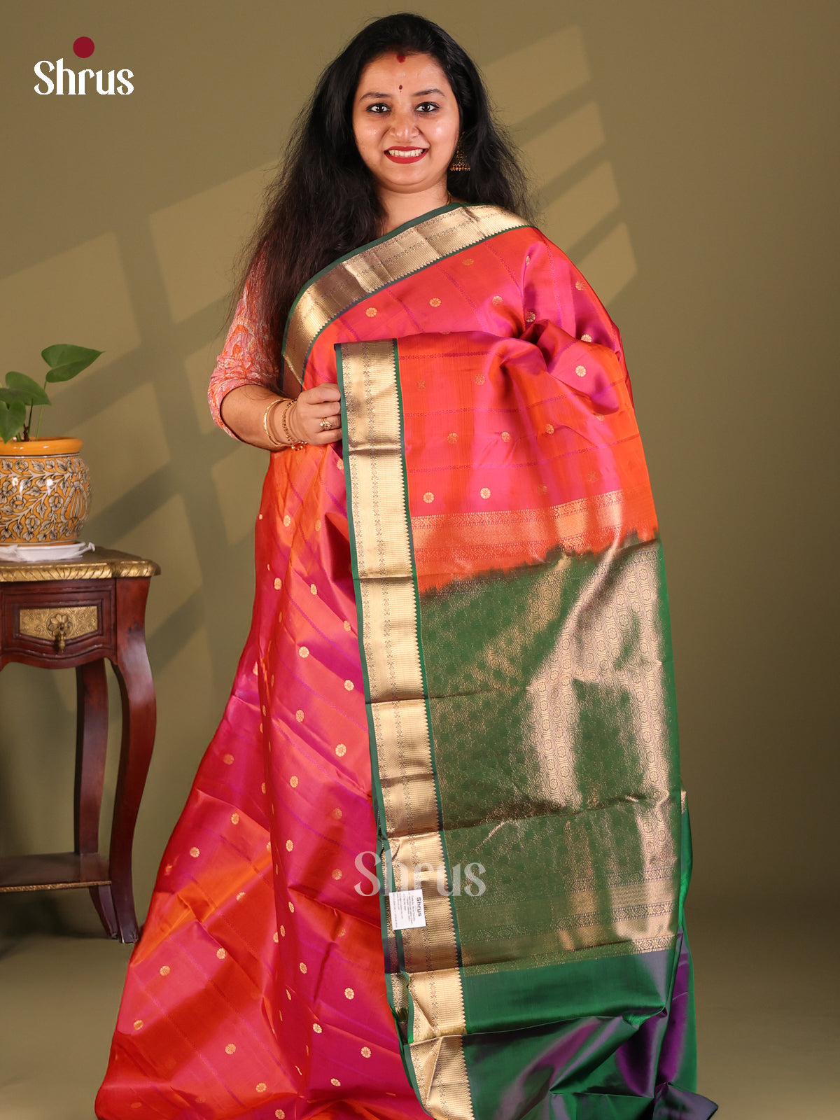 DDS28150 - Kanchipuram Silk Saree - Shop on Shrus.com