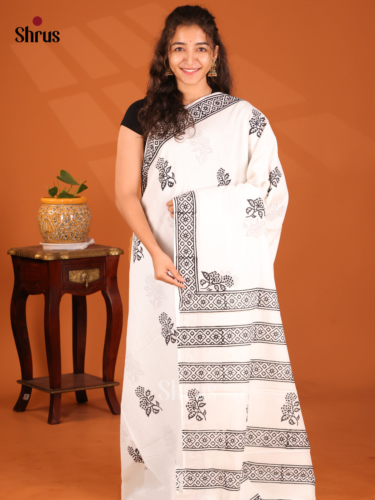 Cream & Black - Jaipur cotton Saree - Shop on Shrus.com
