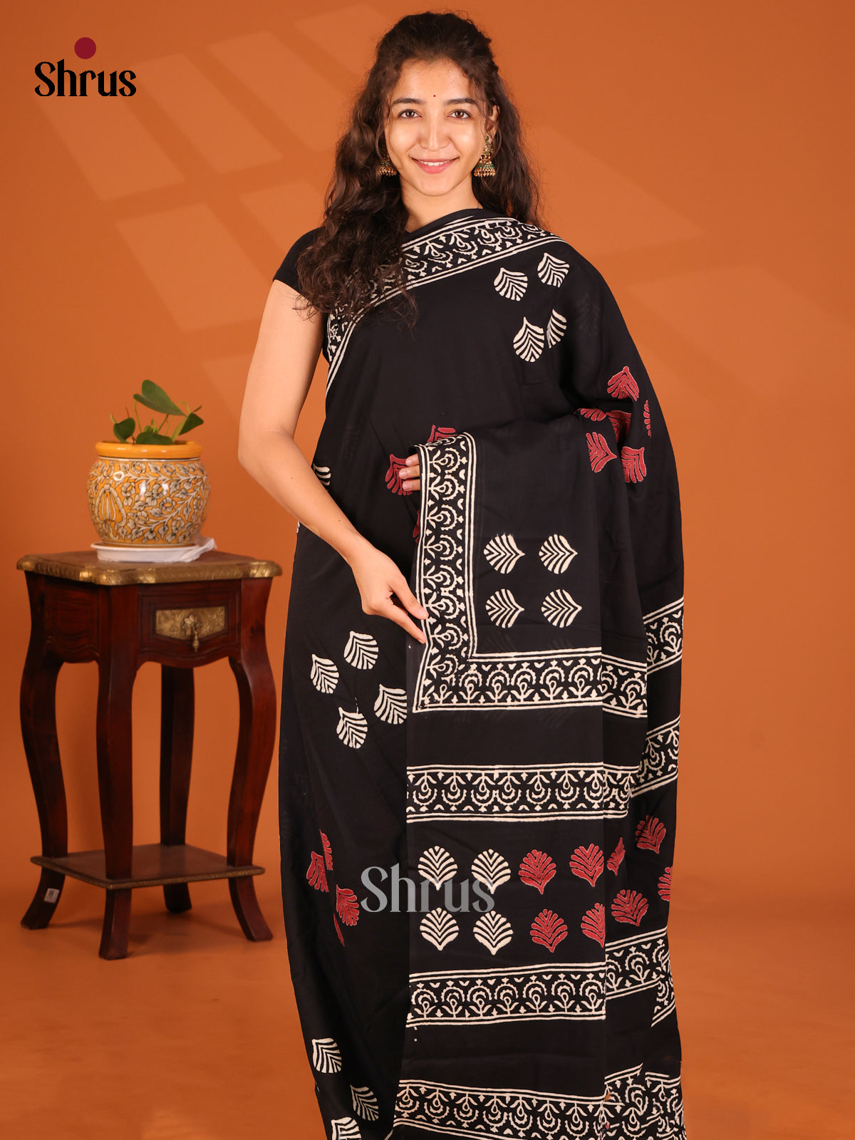 Black - Jaipur cotton Saree - Shop on Shrus.com