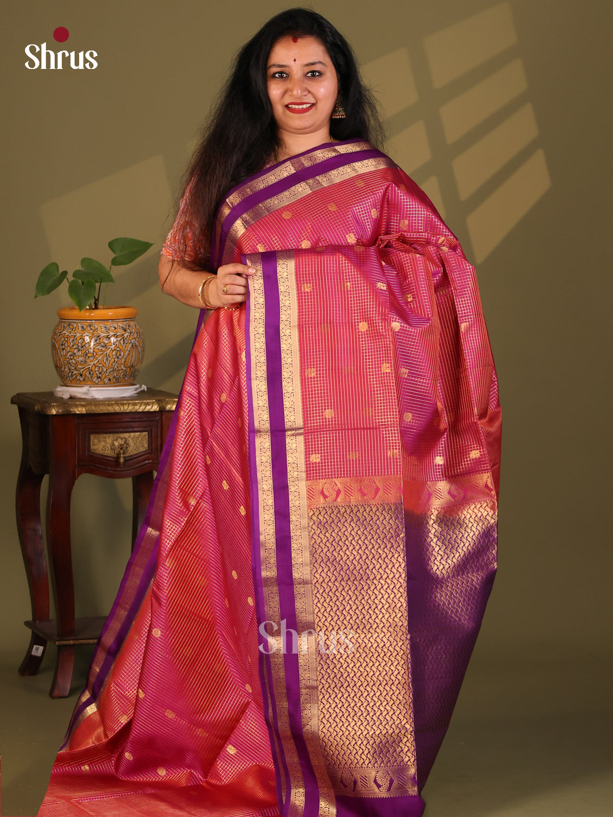 DES02033 - Soft Silk Saree - Shop on Shrus.com
