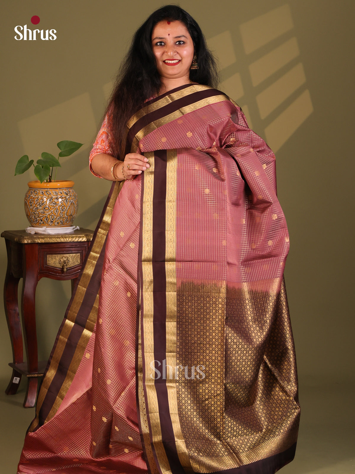 DES02041 - Soft Silk Saree - Shop on Shrus.com