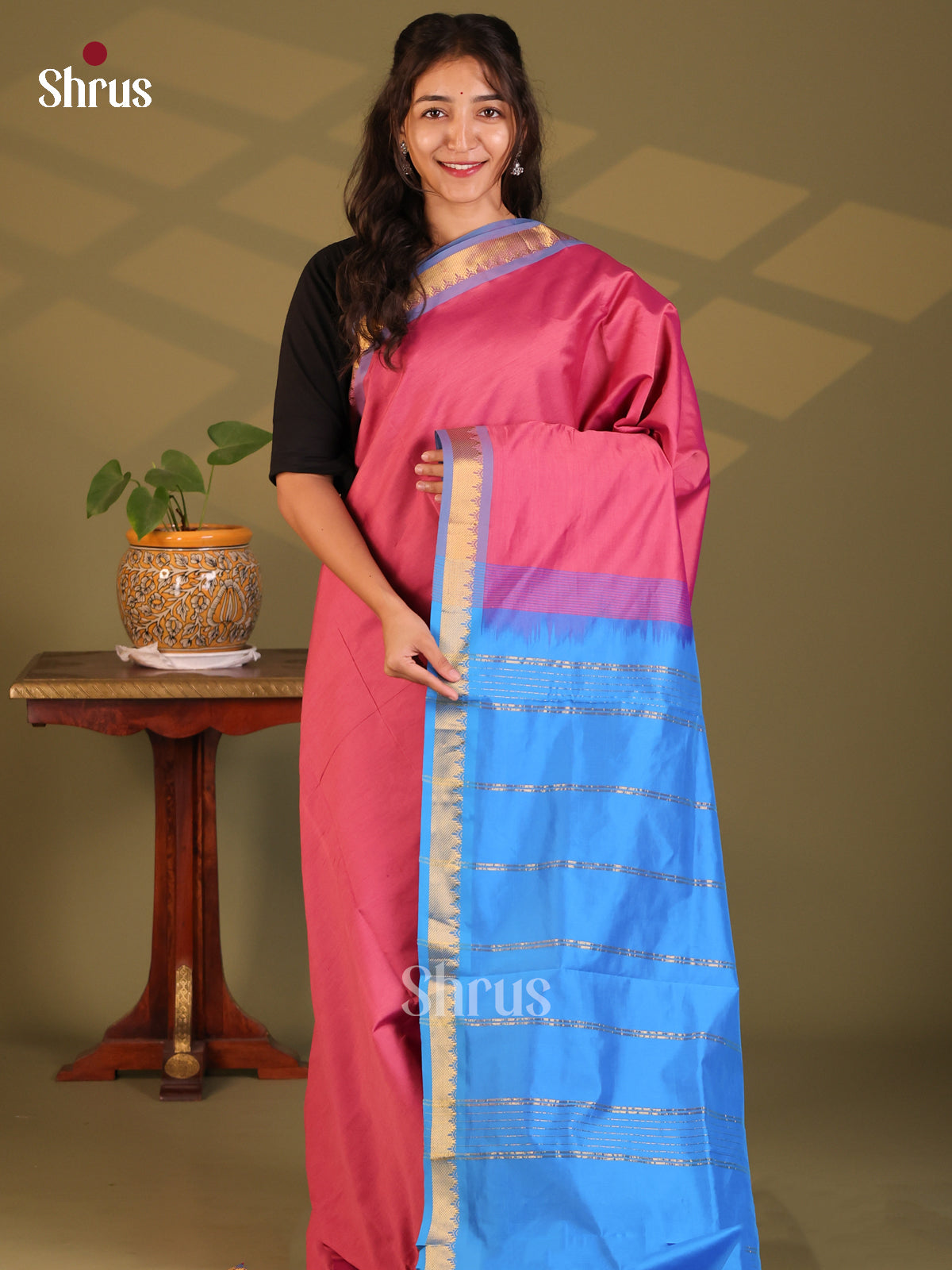 Red with Blue - Silkcotton-halfpure Saree - Shop on Shrus.com