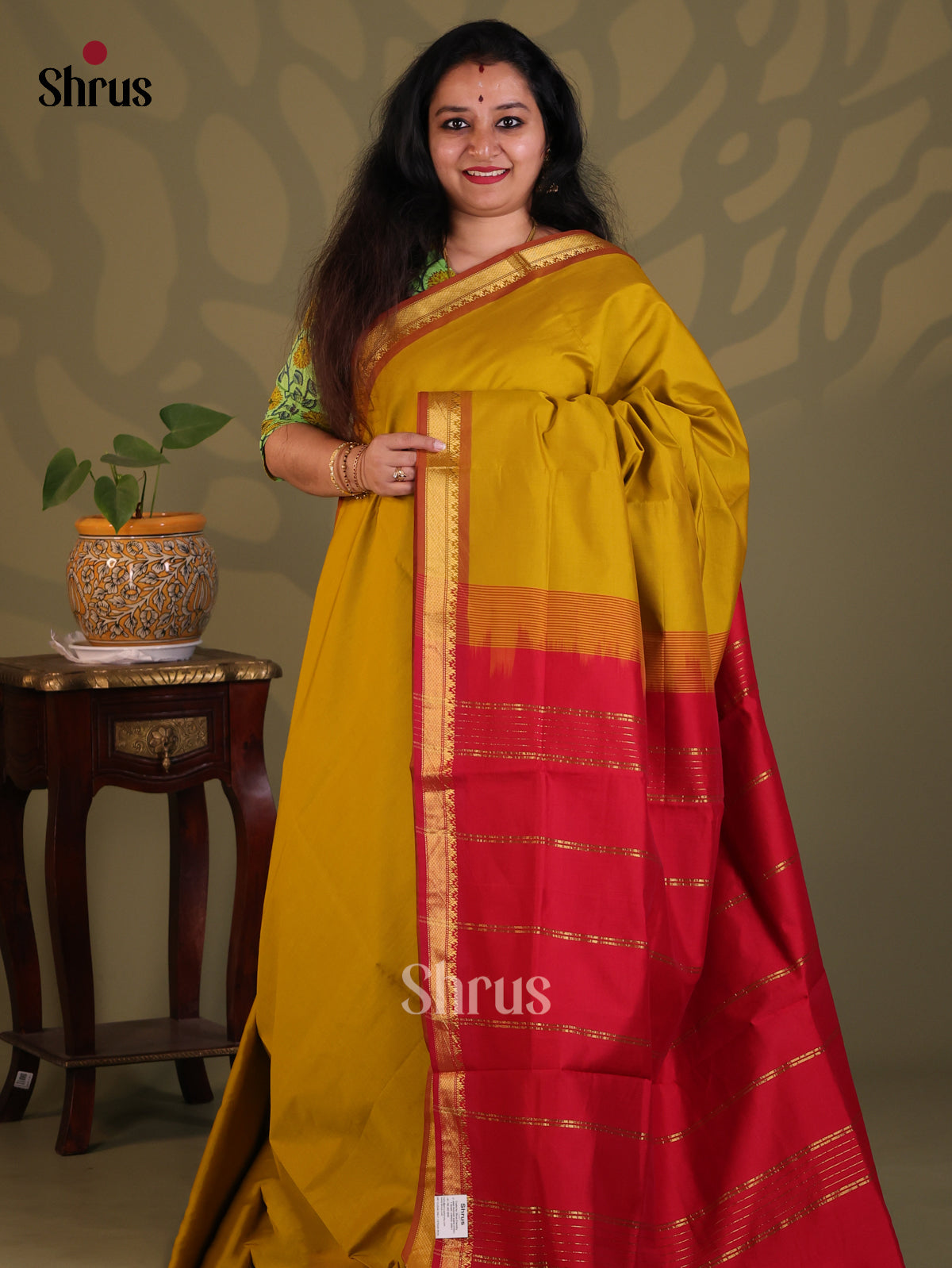 Mustardy Green with Red- Silkcotton-halfpure Saree - Shop on Shrus.com
