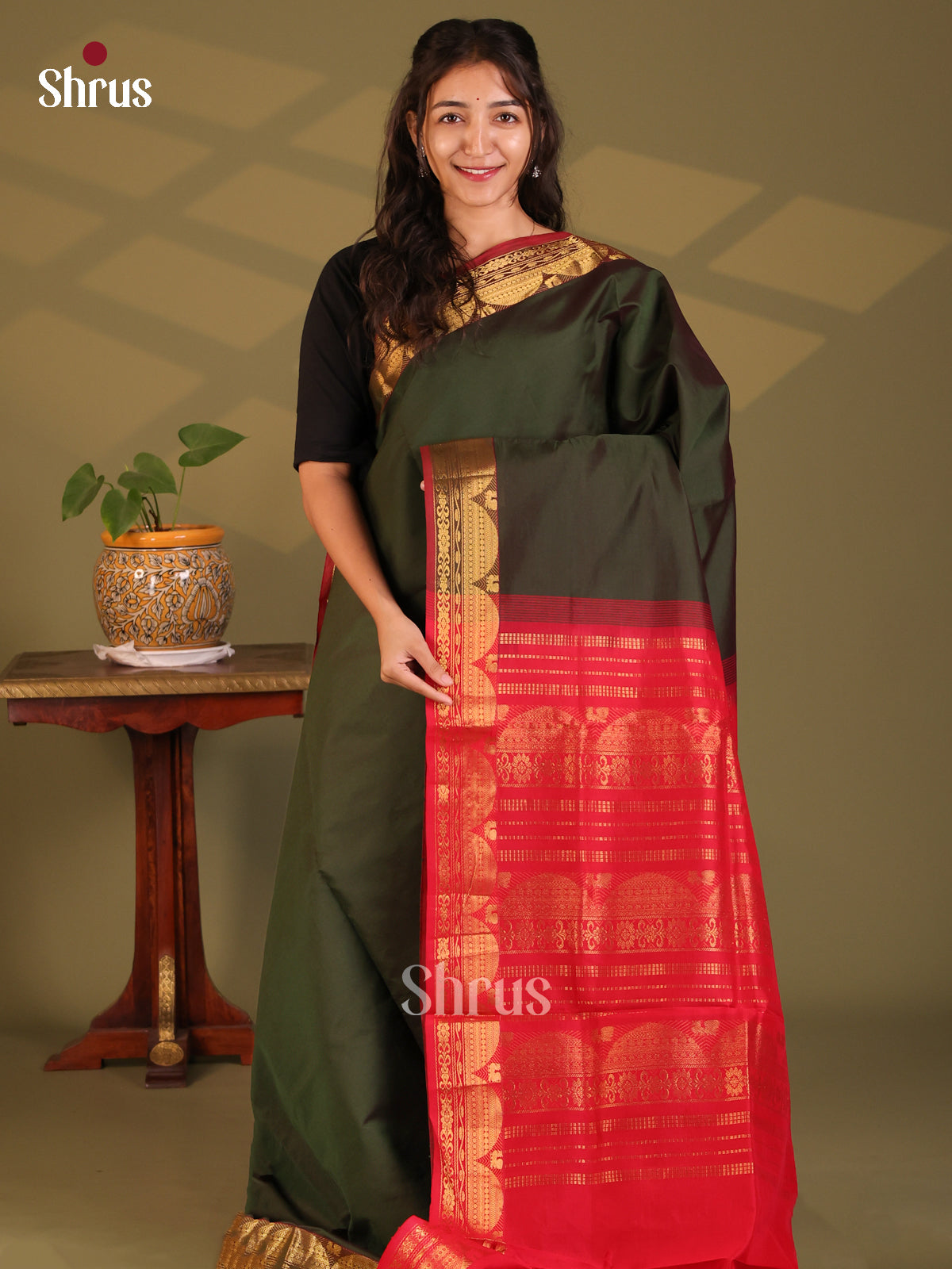 Dark Green with Red - Silkcotton-halfpure Saree - Shop on Shrus.com
