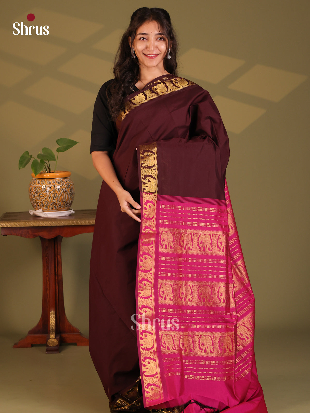 Brown with Majenta - Silkcotton-halfpure Saree - Shop on Shrus.com