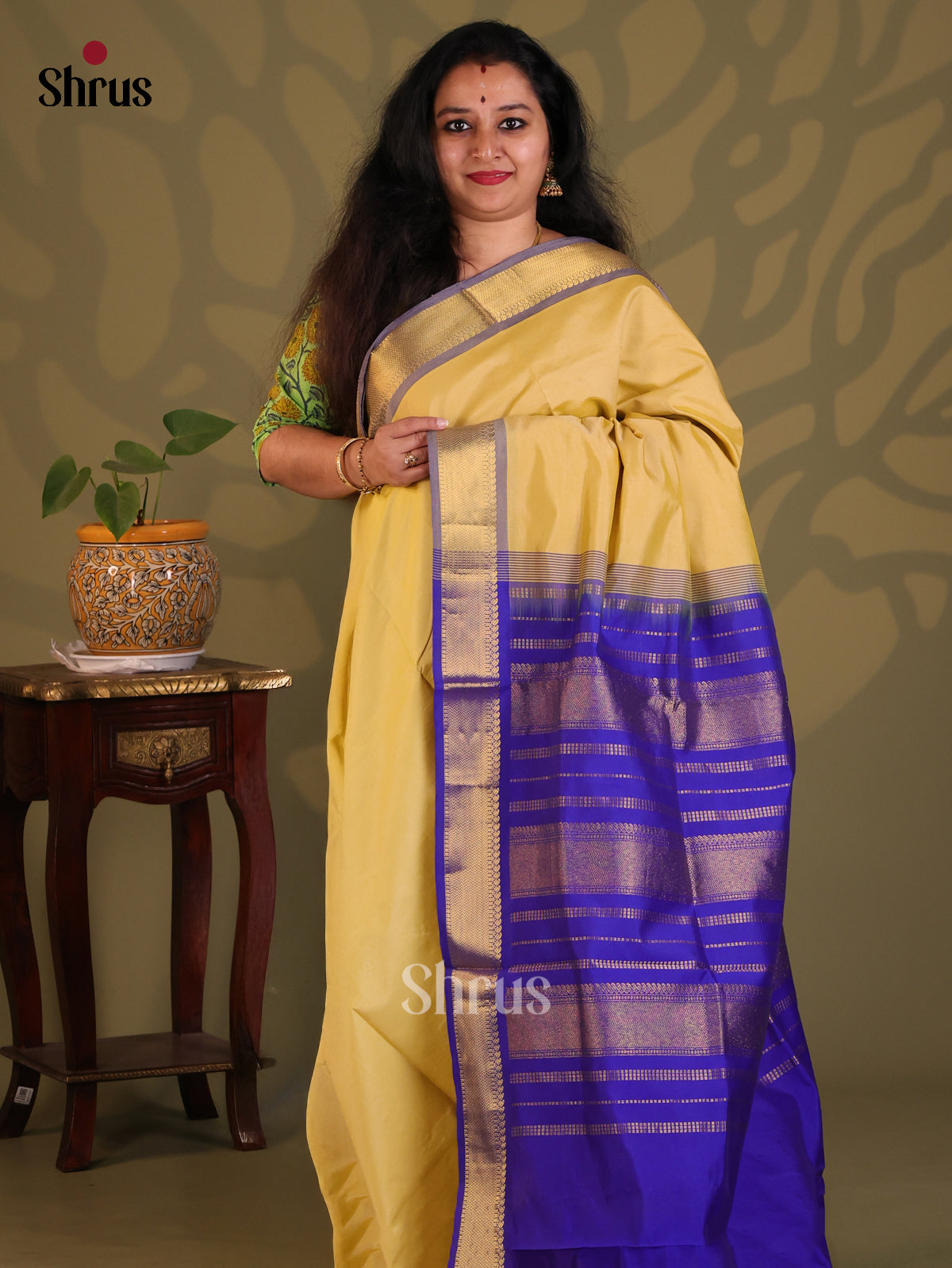 Ivory with Blue - Silkcotton-halfpure Saree - Shop on Shrus.com