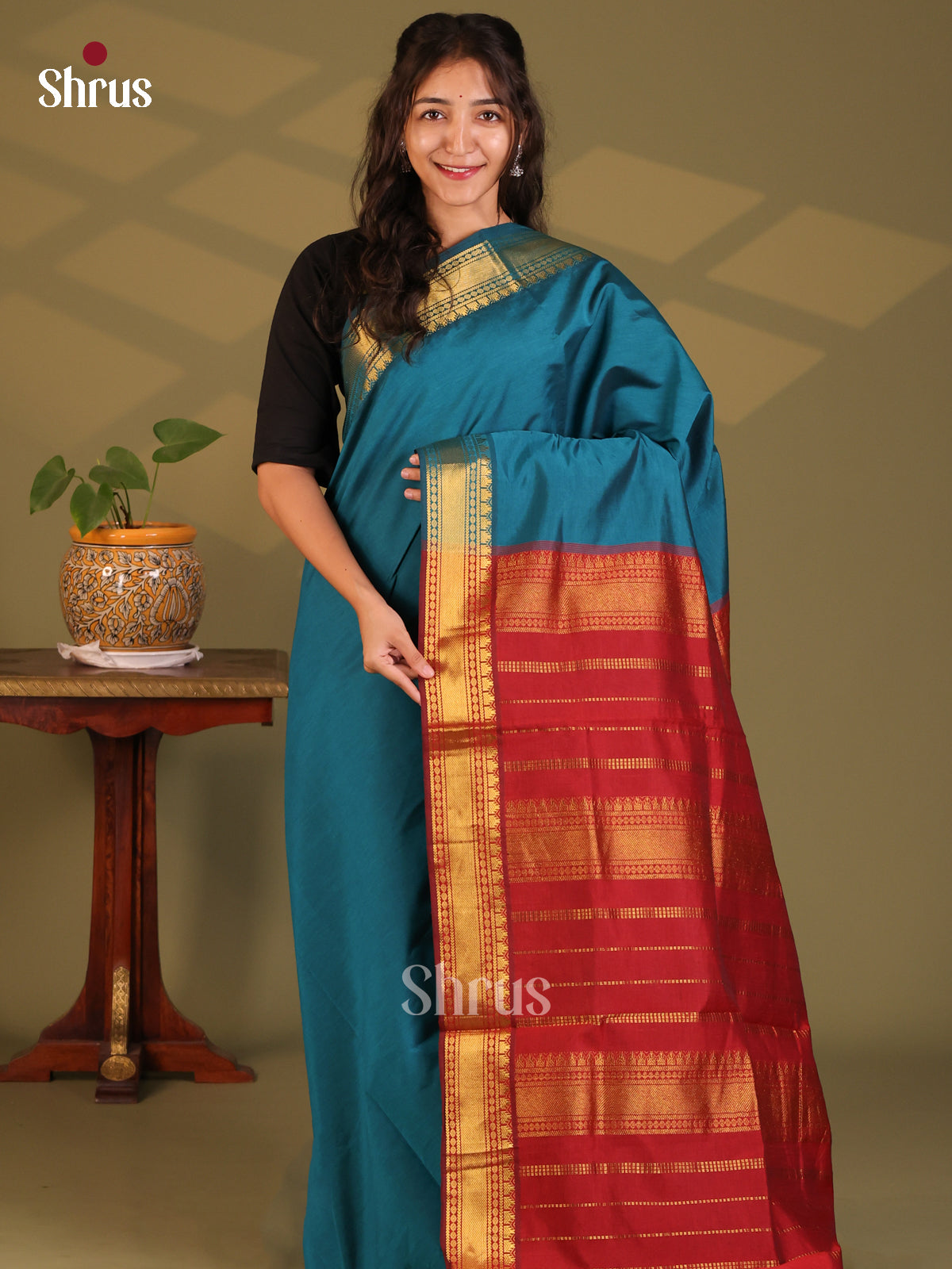 Blue & Maroon - Silkcotton-halfpure Saree - Shop on Shrus.com