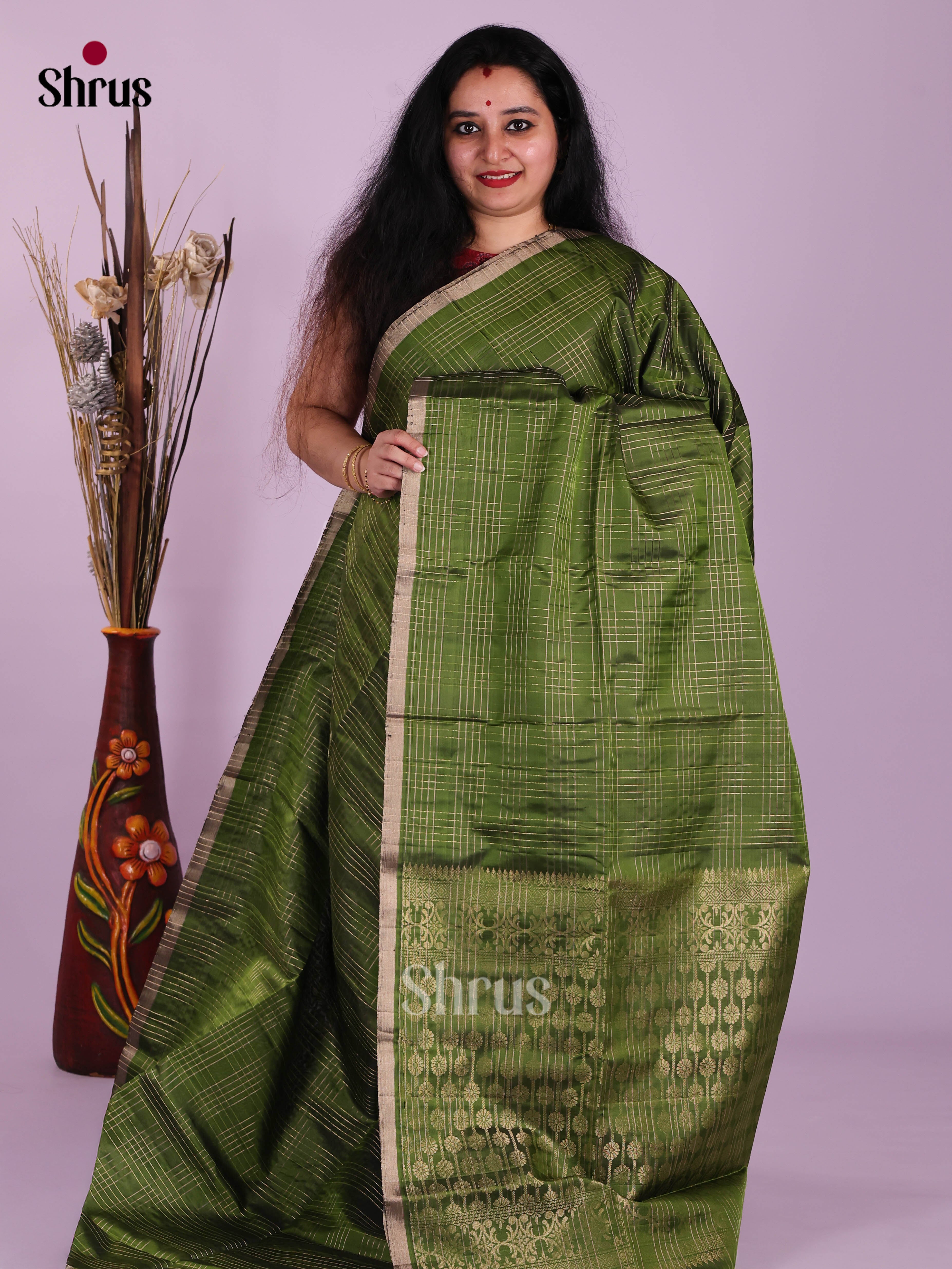 DES06285 - Shop on Shrus.com