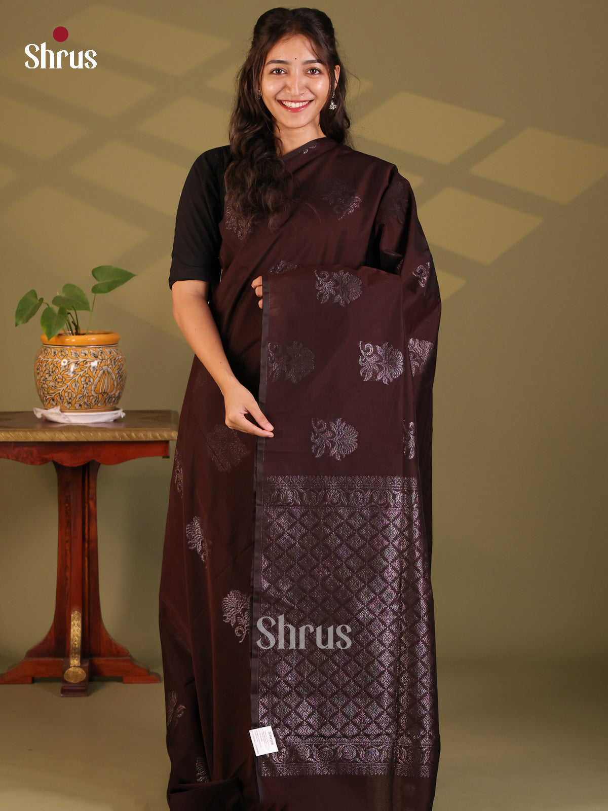 Brown- Semi Silkcotton Saree - Shop on Shrus.com