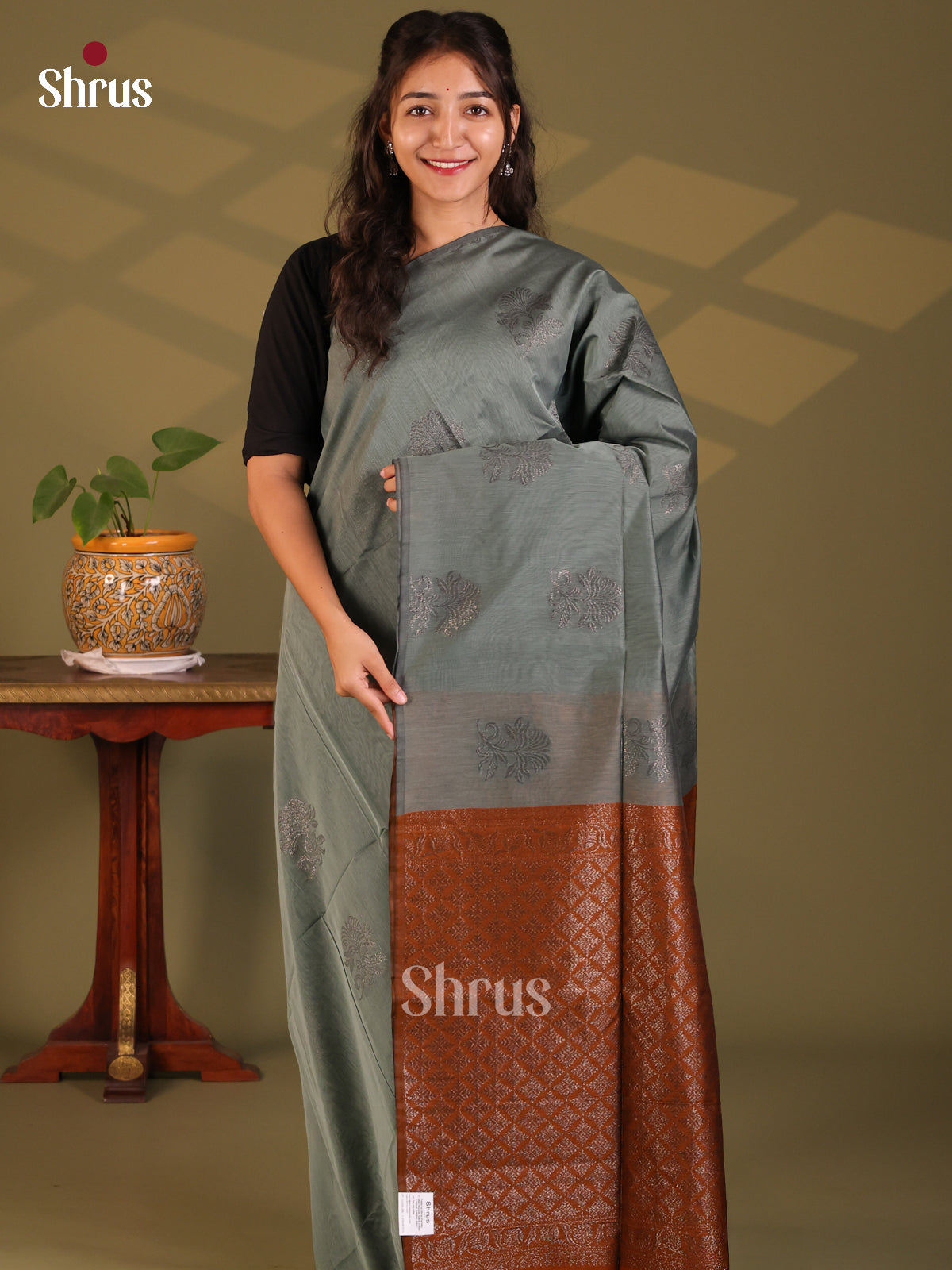 Grey with Brown - Semi Silkcotton Saree - Shop on Shrus.com