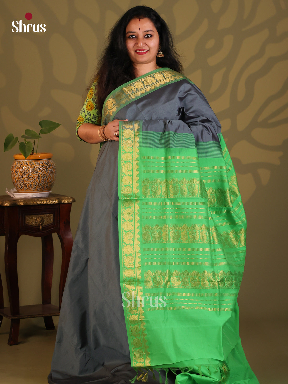 Grey with Green- Silkcotton-halfpure Saree - Shop on Shrus.com