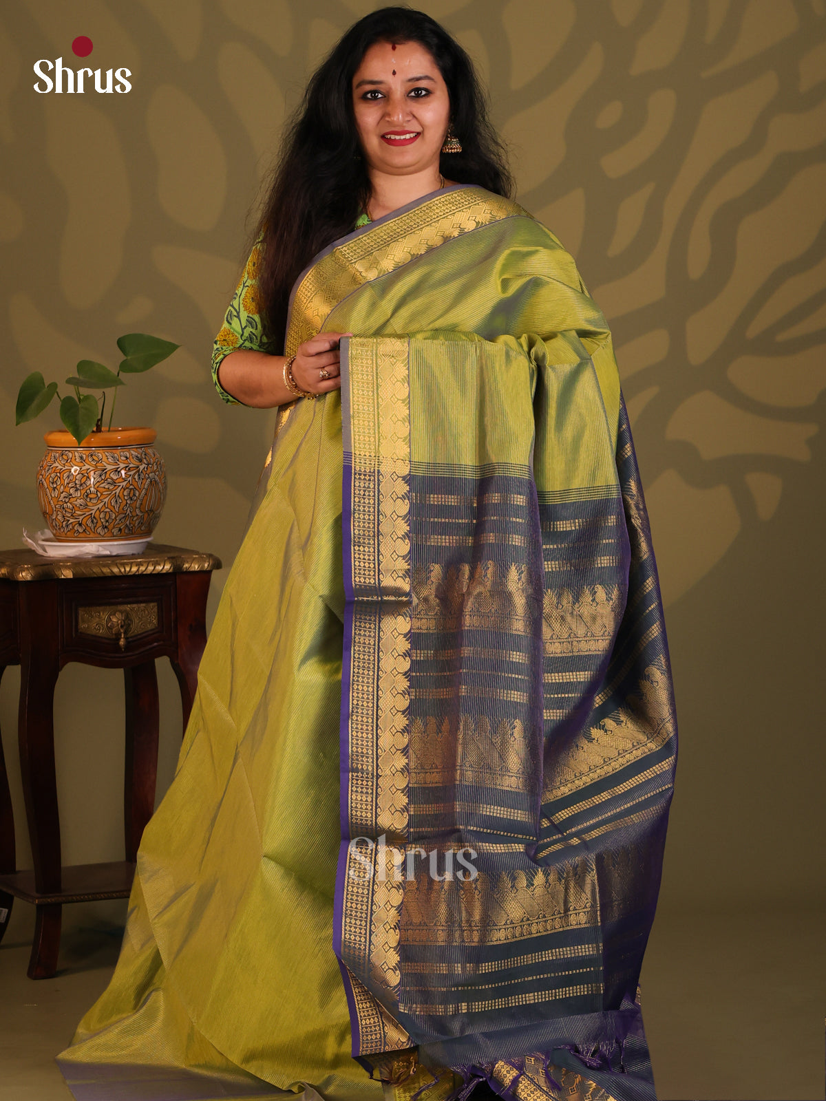 Mathulir Green with Violet- Silkcotton-halfpure Saree - Shop on Shrus.com