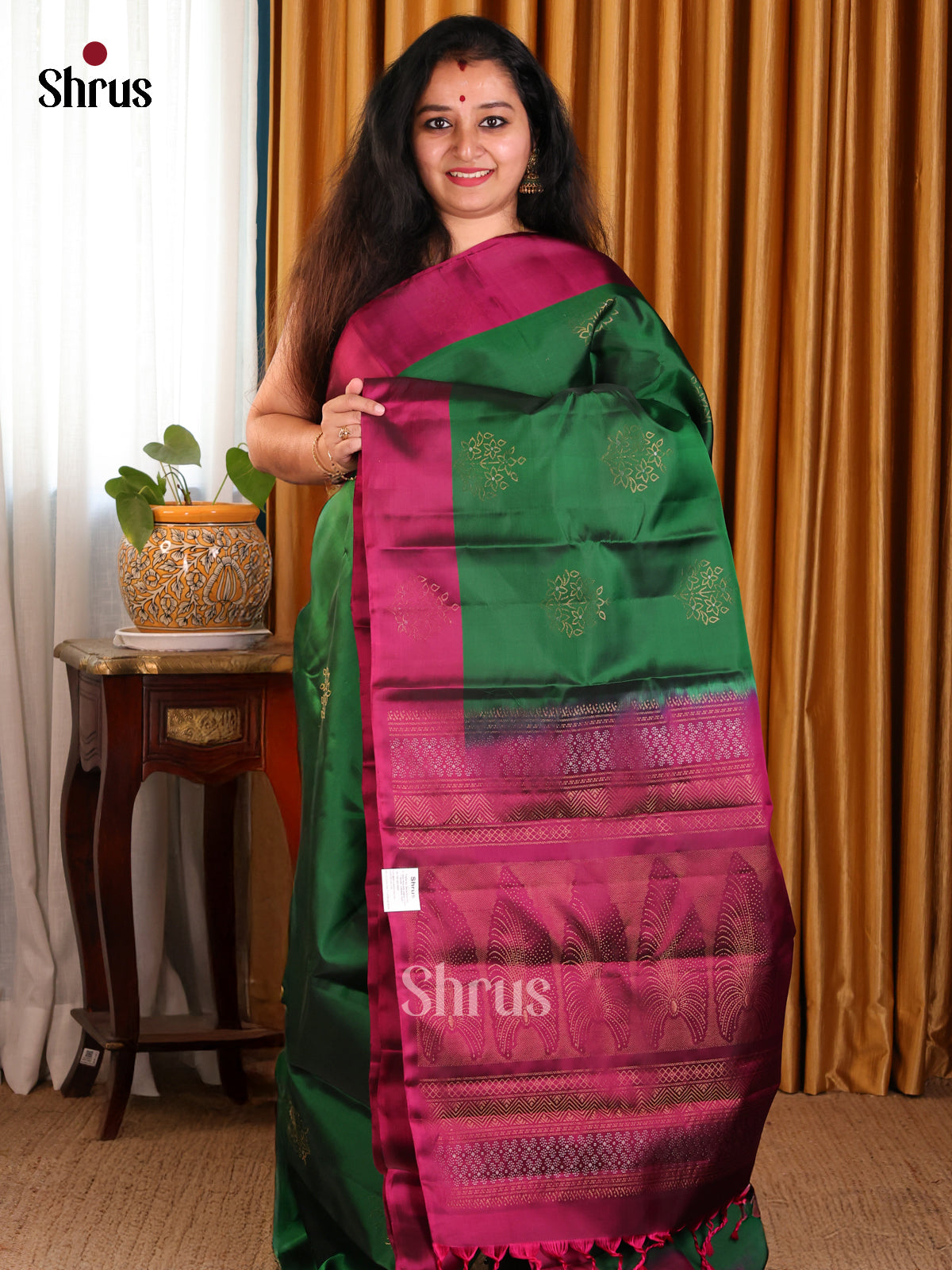 Classy Green Softsilk-halfpure Saree with zari woven floral motifs & Maroon plain border - Shop on Shrus.com