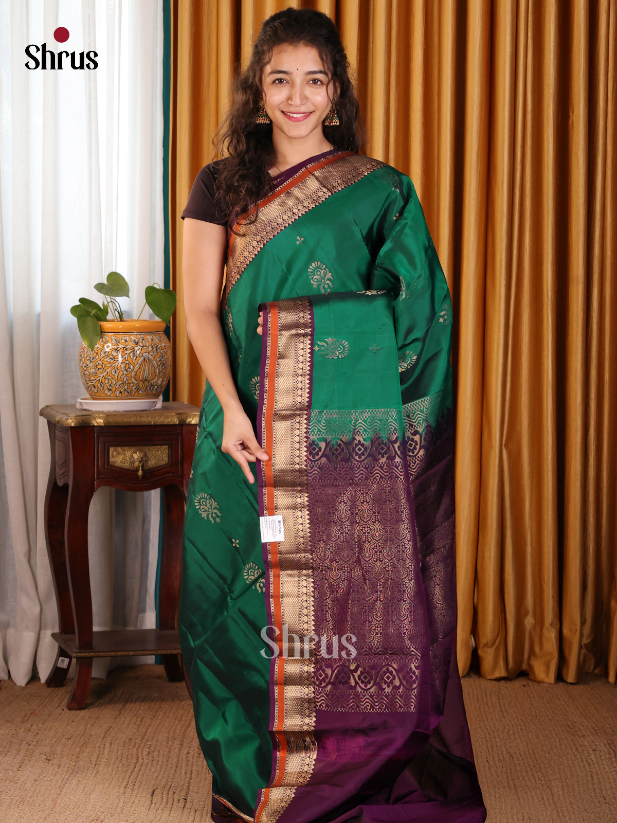Dazzling Green Softsilk-halfpure Saree with zari floral buttas , Contrast zari border - Shop on Shrus.com