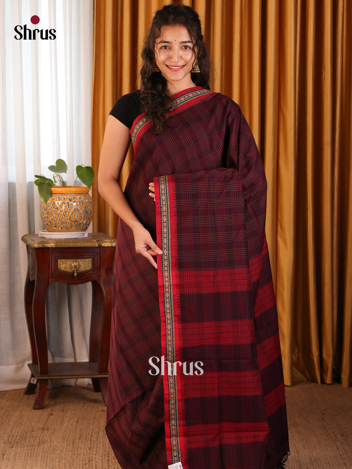 Arakku Maroon & Red - Narayanpet Cotton Saree - Shop on Shrus.com