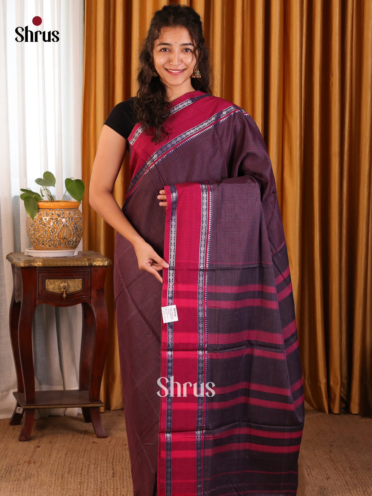 Brown with Red - Narayanpet Cotton Saree - Shop on Shrus.com