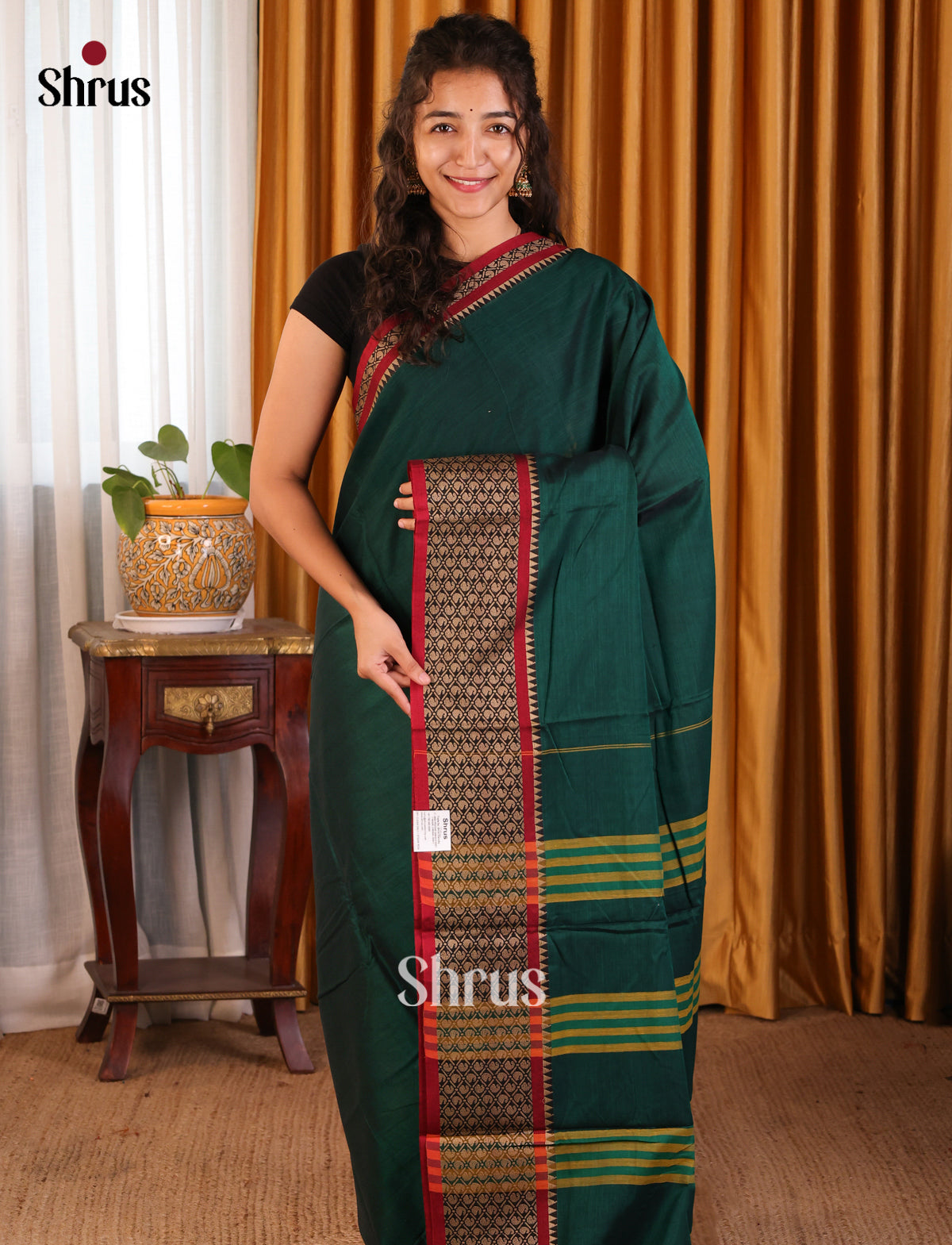 Green with Red- Narayanpet Cotton Saree - Shop on Shrus.com