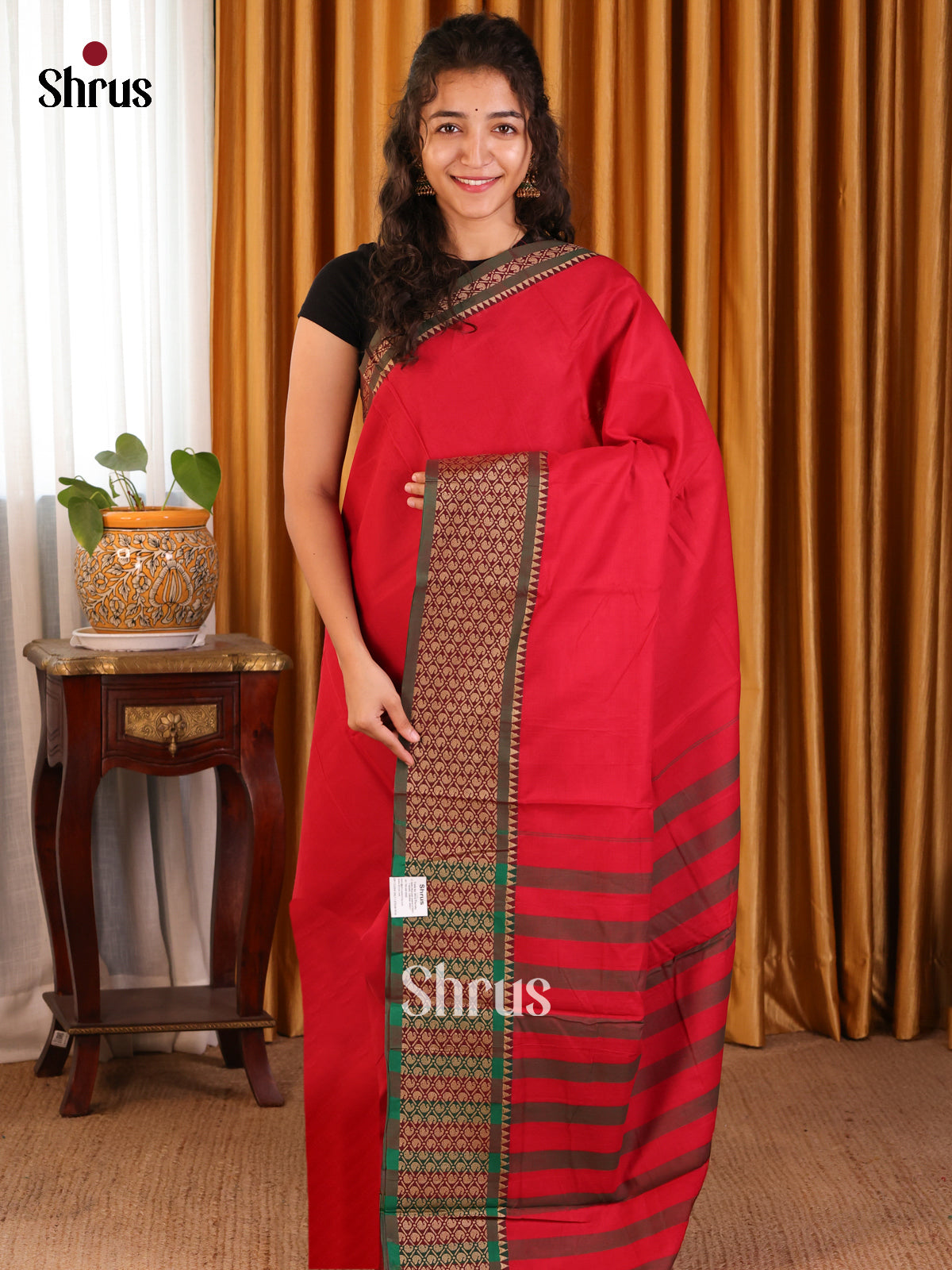 Red with Green - Narayanpet Cotton Saree - Shop on Shrus.com