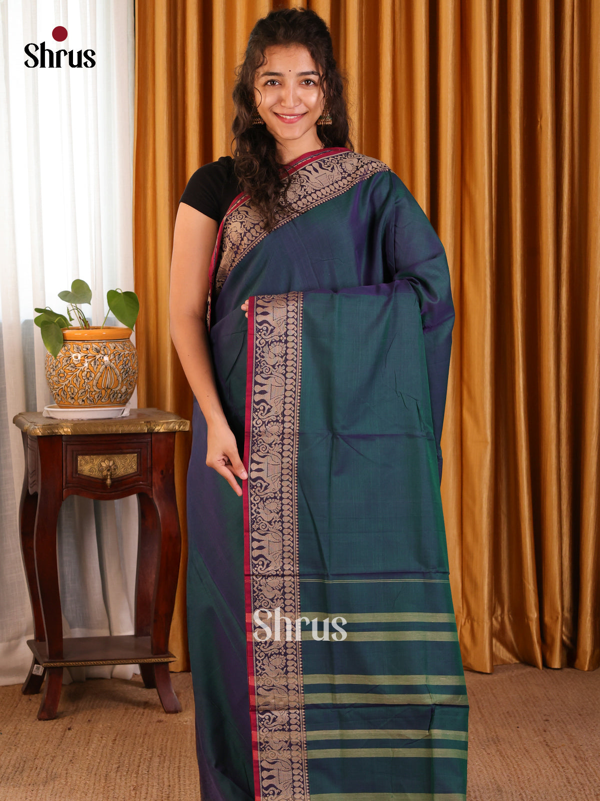 Peacock Green with Maroon - Narayanpet Cotton Saree - Shop on Shrus.com