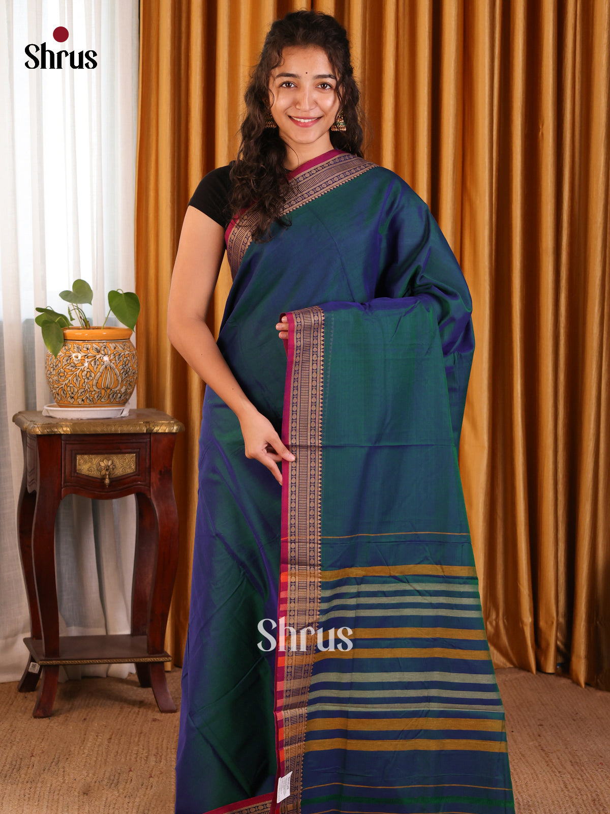 Peacock Green & Maroon - Narayanpet Cotton Saree - Shop on Shrus.com