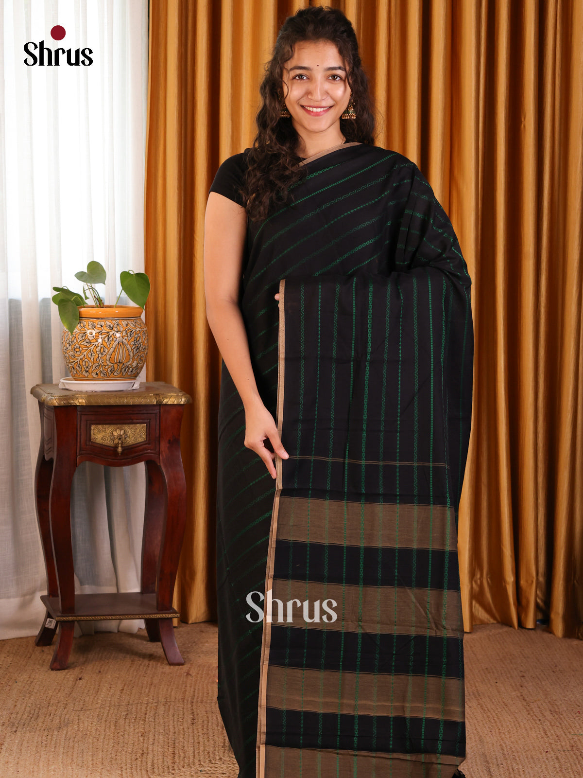 Black & Green- Narayanpet Cotton Saree - Shop on Shrus.com