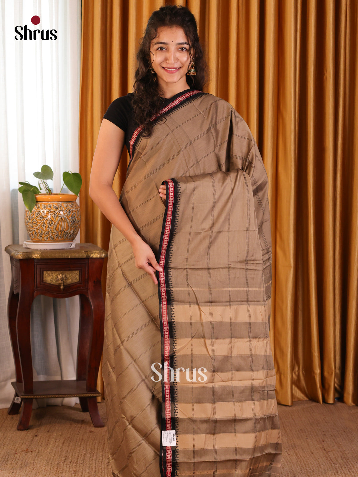 Brown with Black - Narayanpet Cotton Saree - Shop on Shrus.com