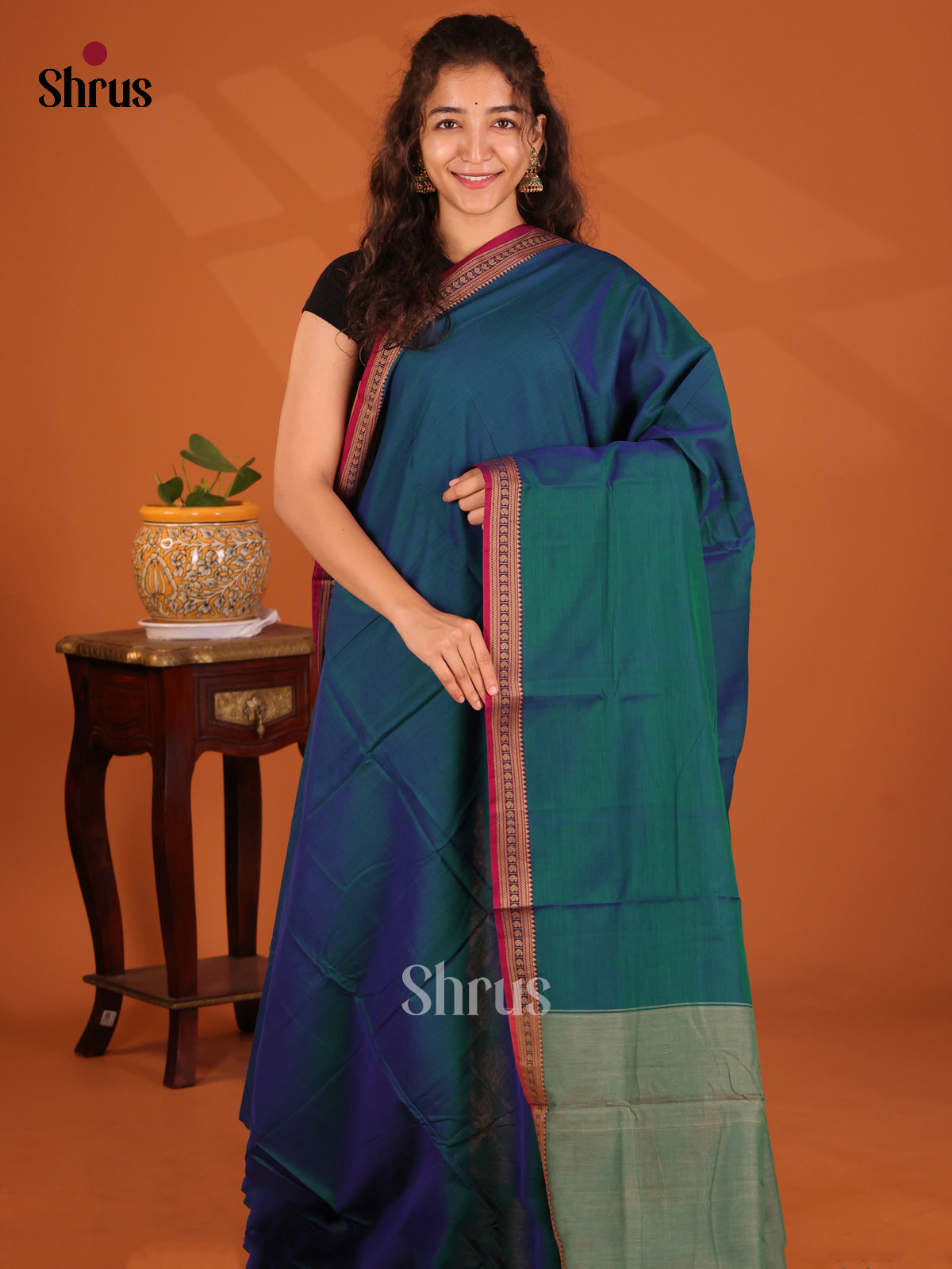 Peacock Green with Maroon - Narayanpet Cotton Saree - Shop on Shrus.com
