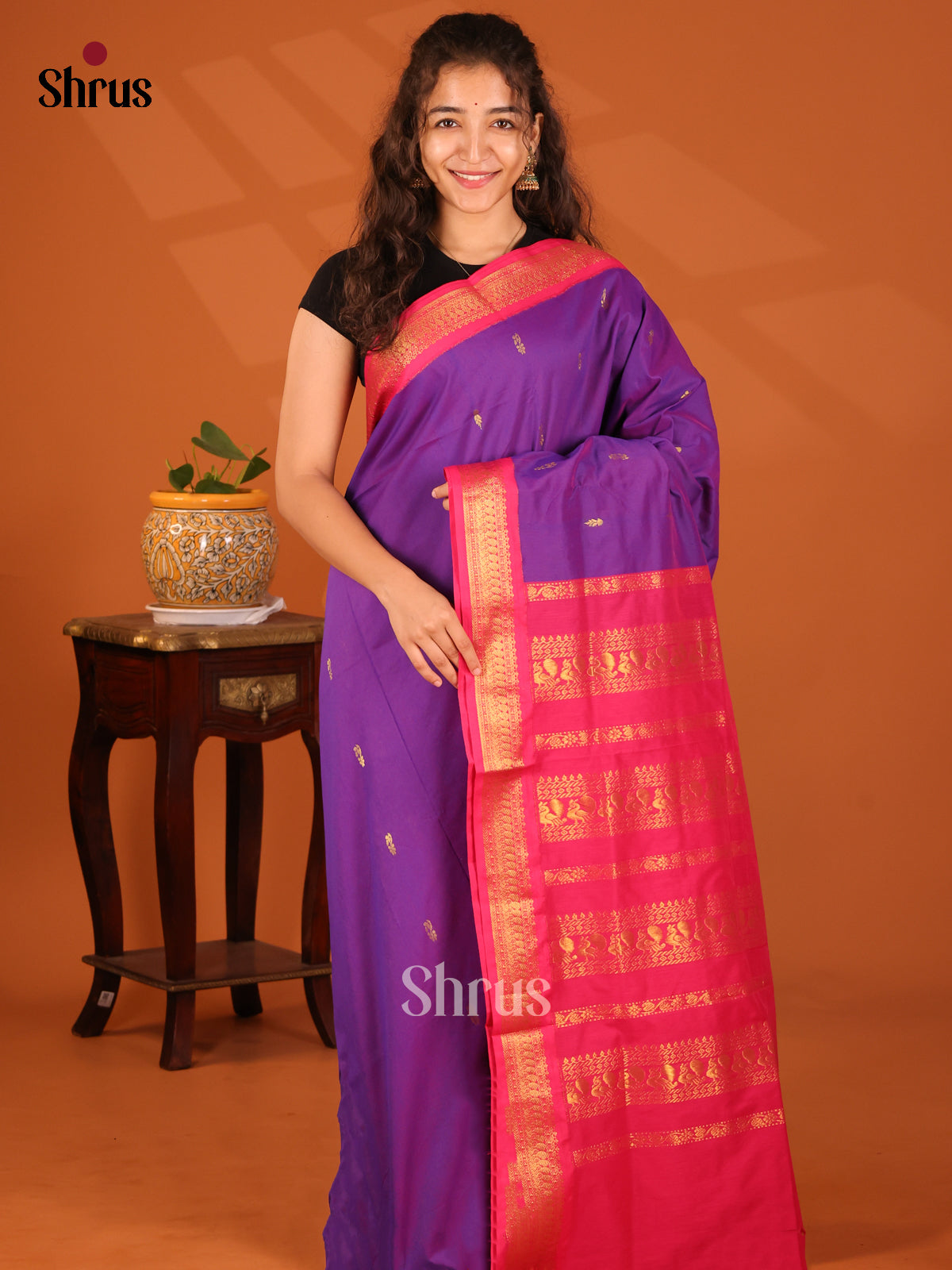 Pretty Violet Kalyani Cotton Saree with Pink Zari Border & Pallu - Shop on Shrus.com