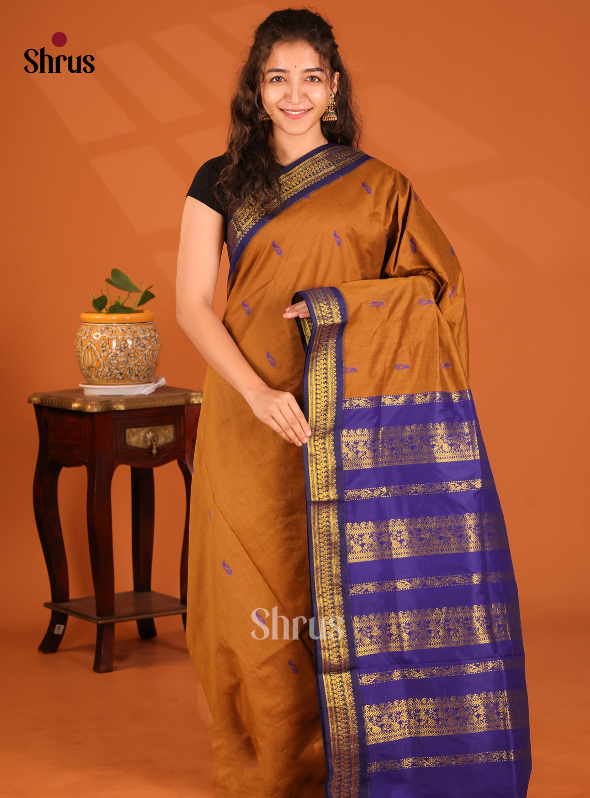 Luminous Mustard Kalyani Cotton Saree with Thread Buttas, Blue Zari Border & Pallu - Shop on Shrus.com