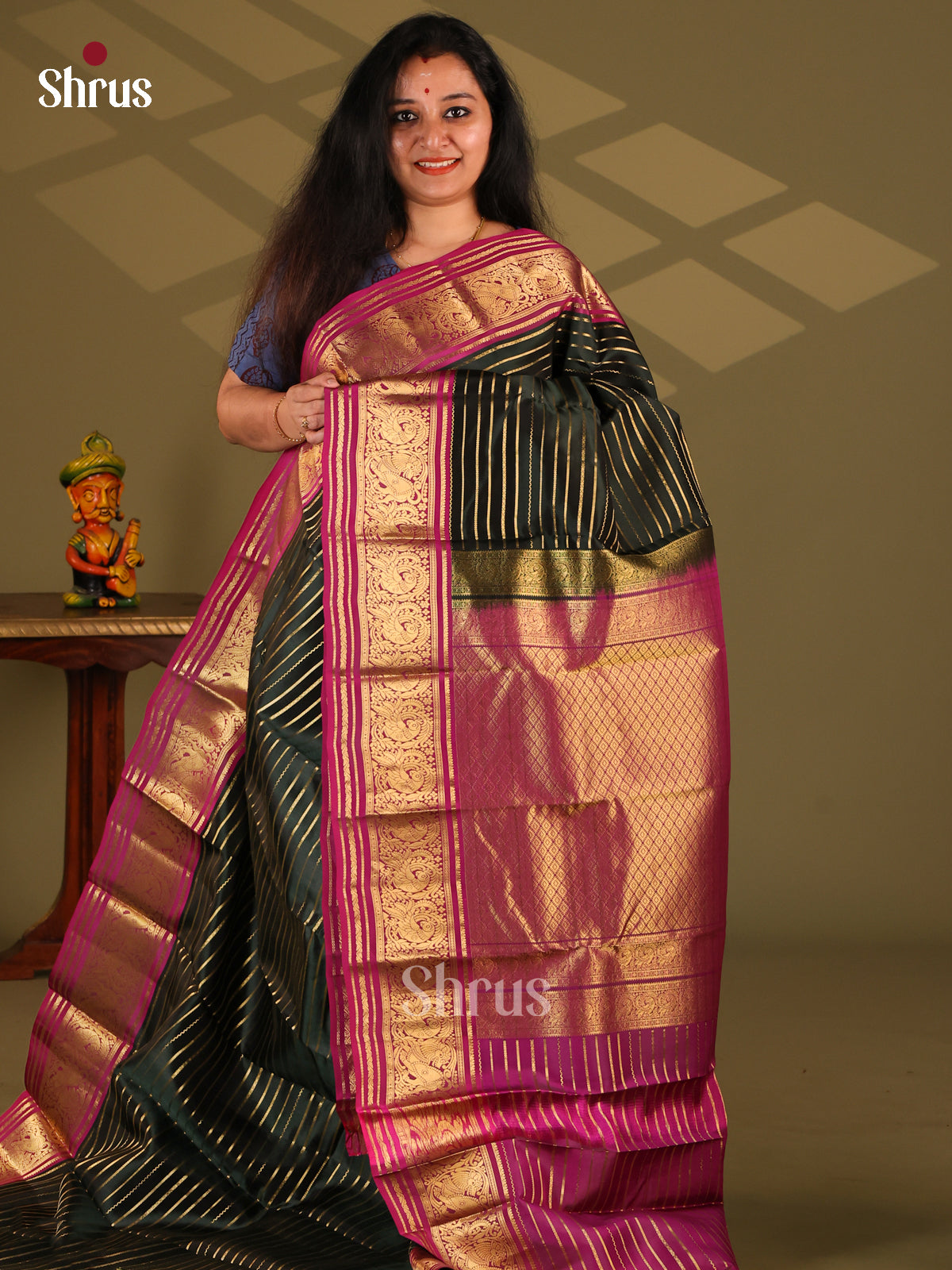 DES23041 - Kanchipuram-halfpure Saree - Shop on Shrus.com